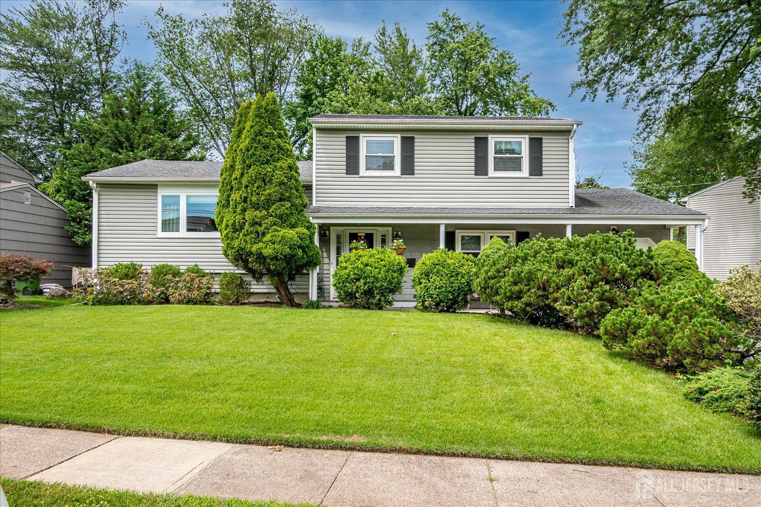 6 Zaydee Drive, Edison, NJ, 08837