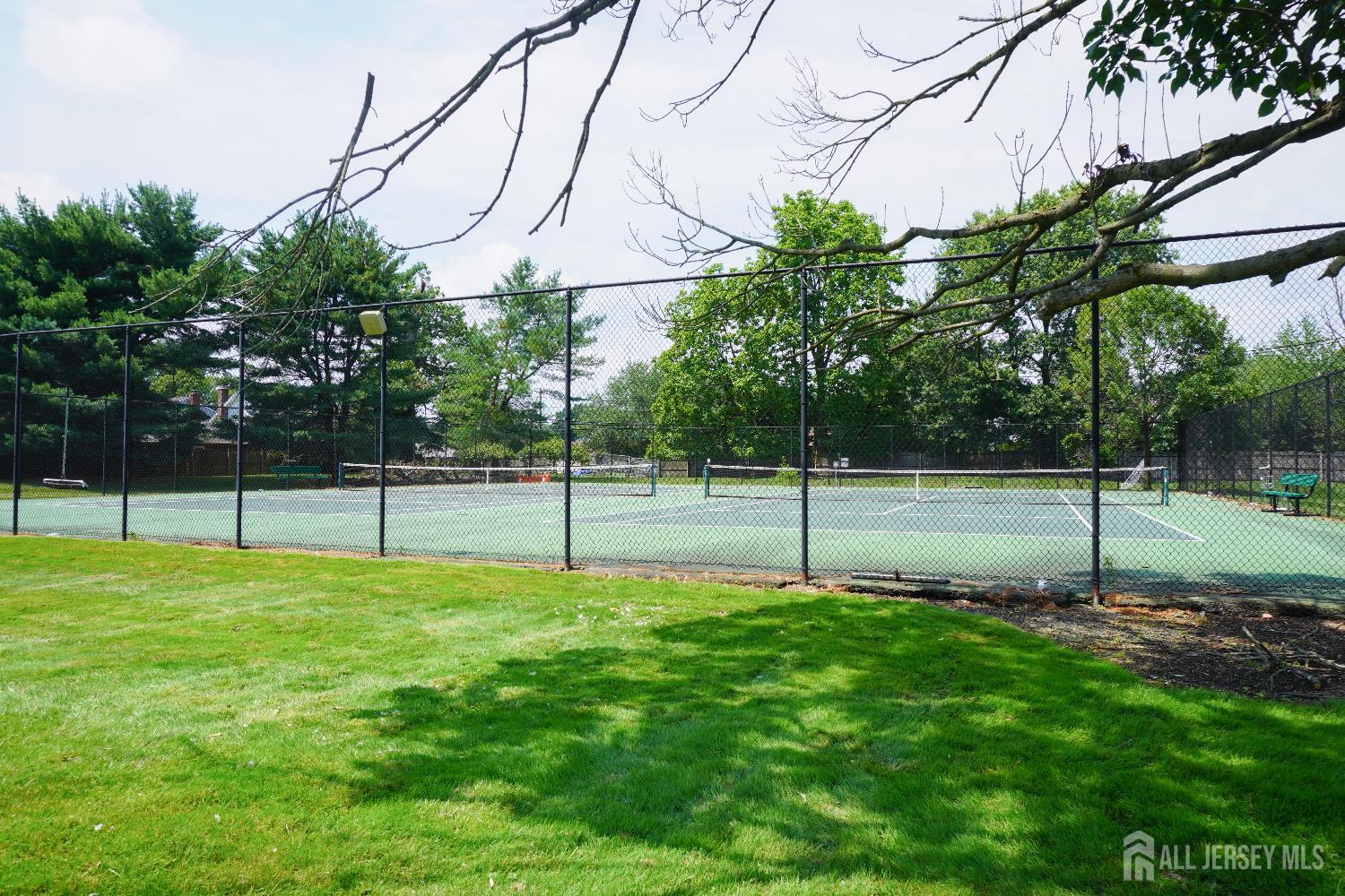 14 Carriage Place, Edison, NJ, 08820 image 48