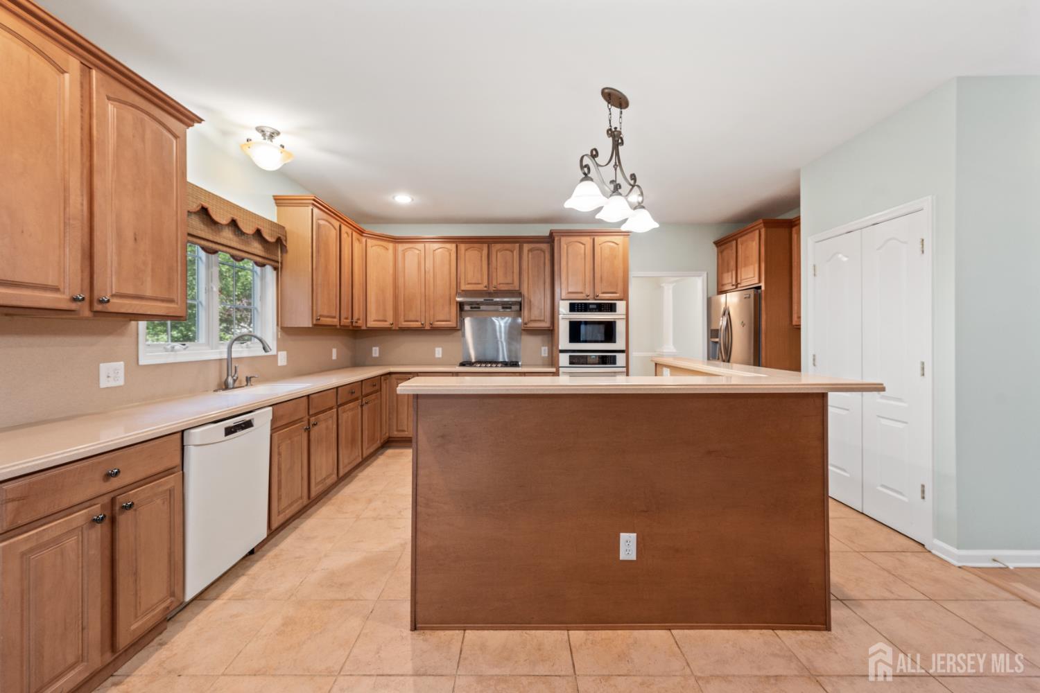 2 Treetops Drive, Monroe, NJ, 08831 image 15