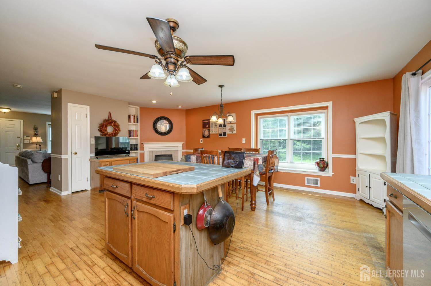 431 Gambocz Court, South Brunswick, NJ, 08852 image 11