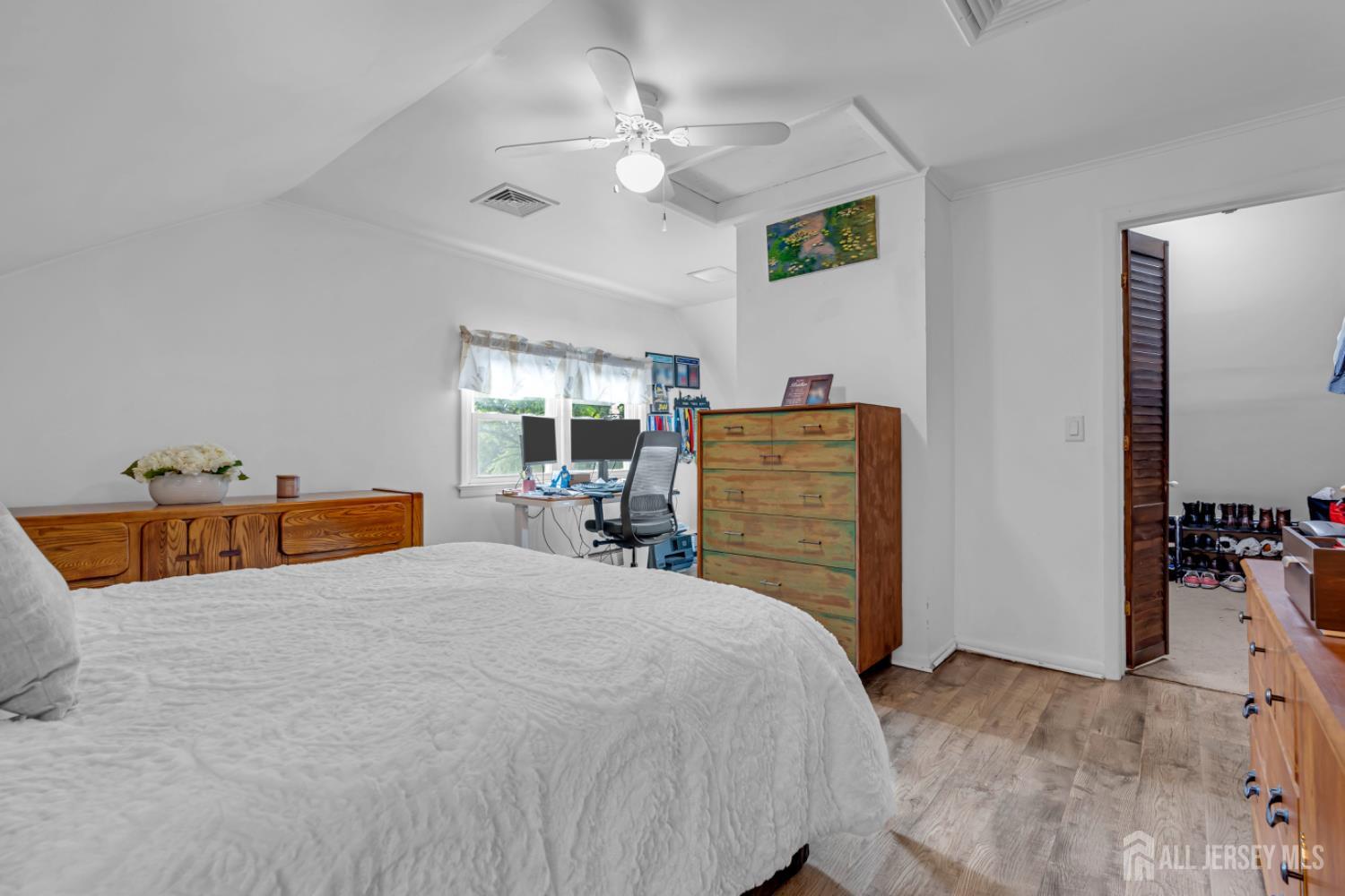 90 Ridge Road, Colonia, NJ, 07067 image 15