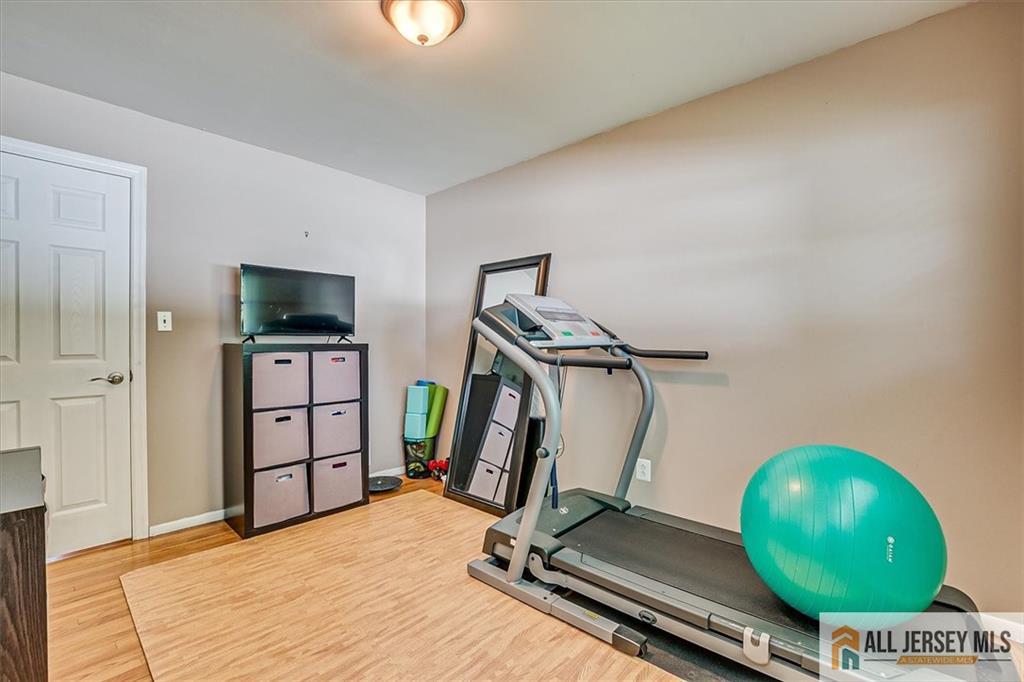 20 Melville Road, Edison, NJ, 08817 image 17
