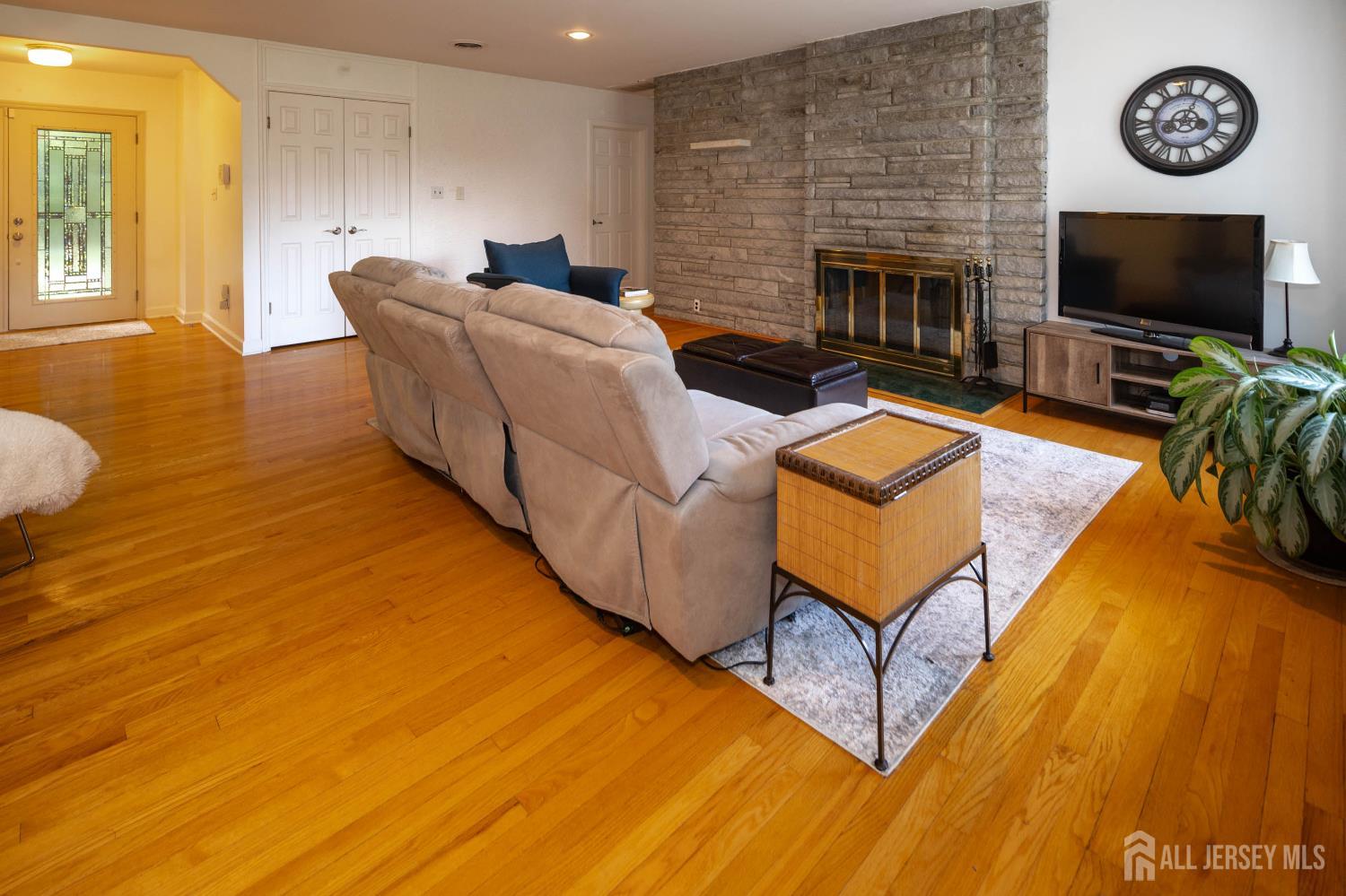 294 Fresh Pond Road, North Brunswick, NJ, 08902 image 7