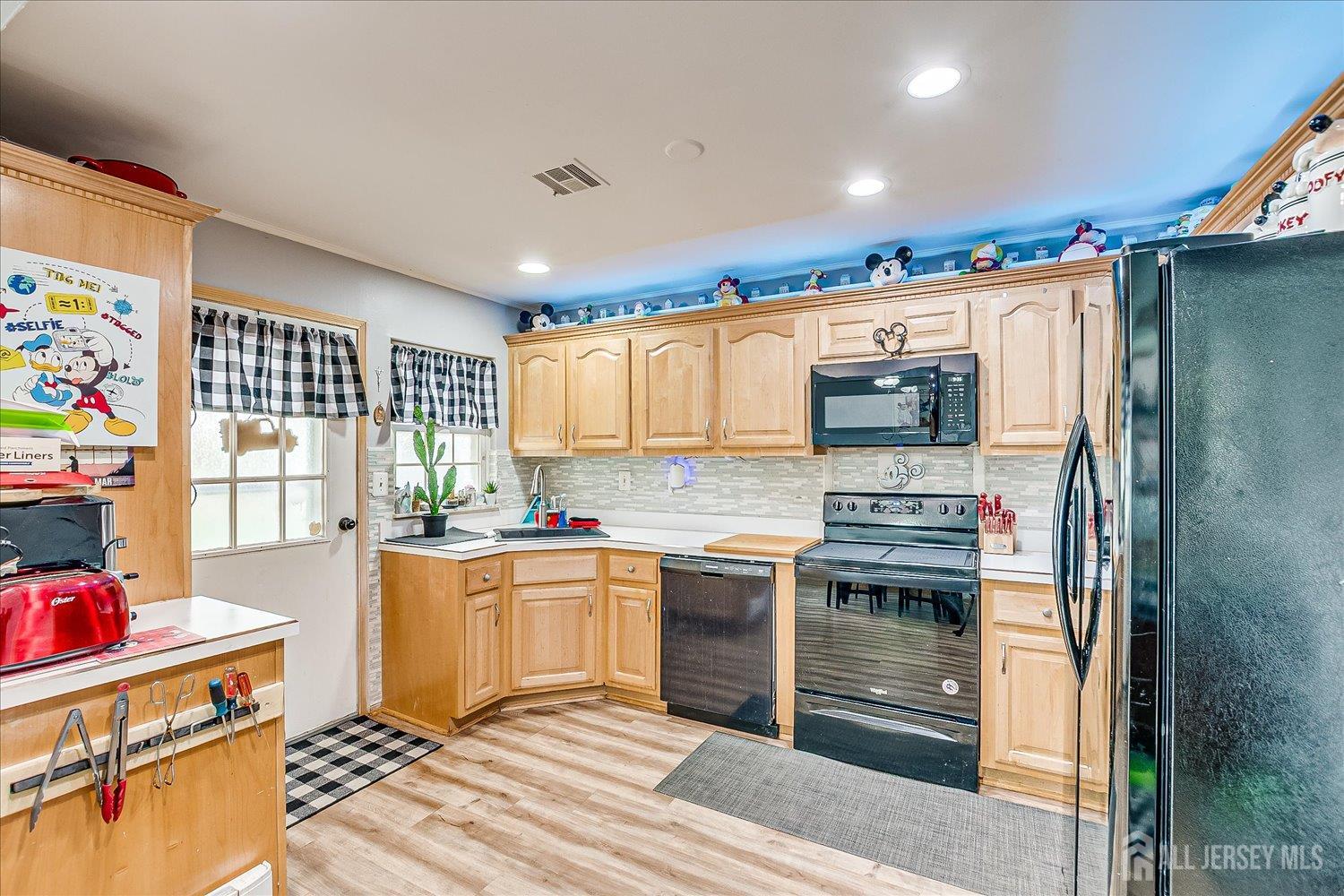 1052 Shetland Drive B, Lakewood, NJ, 08701 image 18