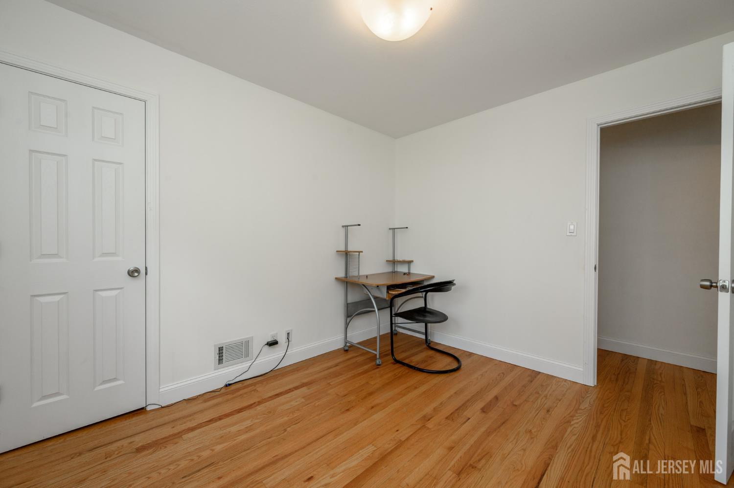 31 Gold Street, Edison, NJ, 08837 image 18