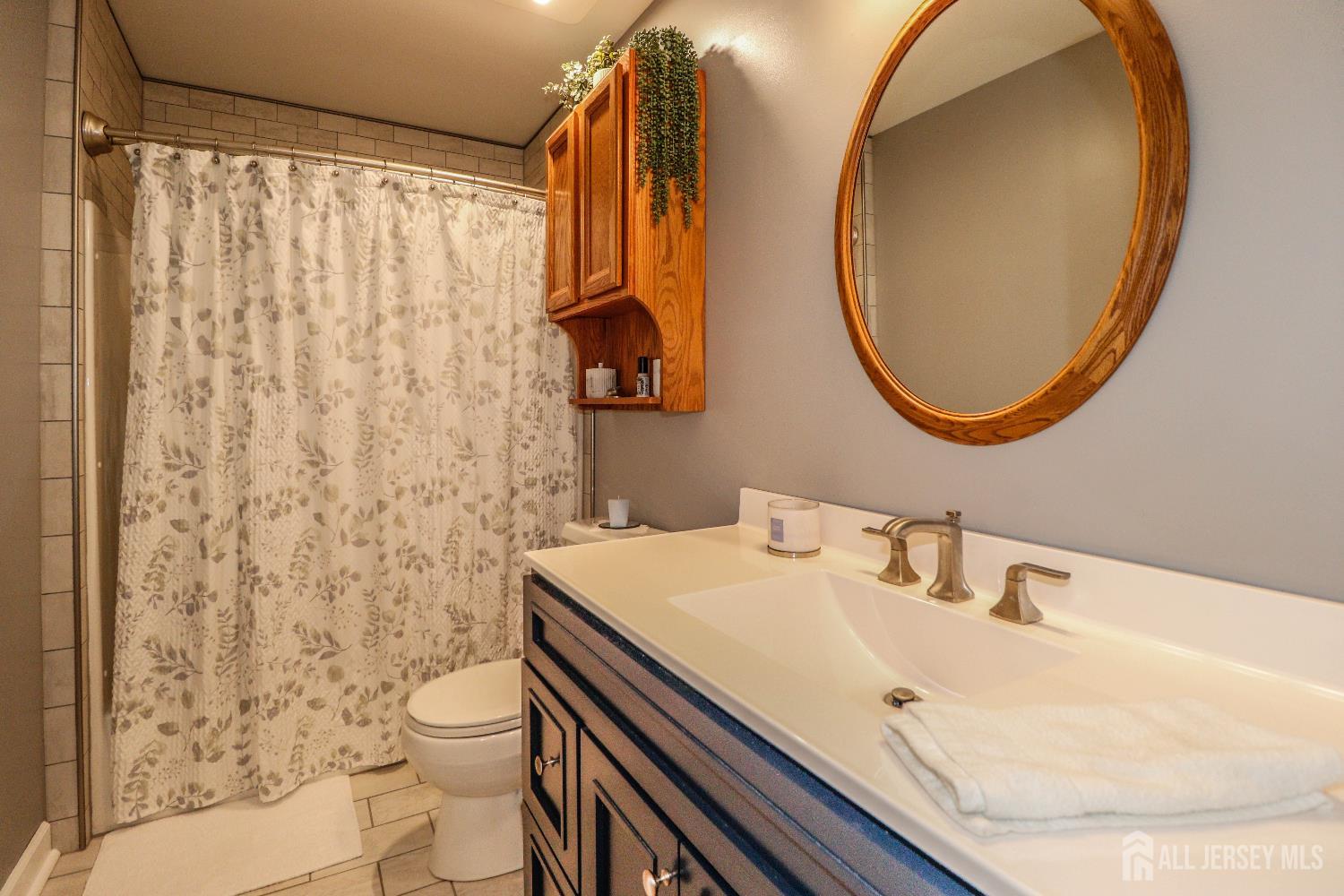 12 Zeller Drive, Franklin Twsp, NJ, 08873 image 32