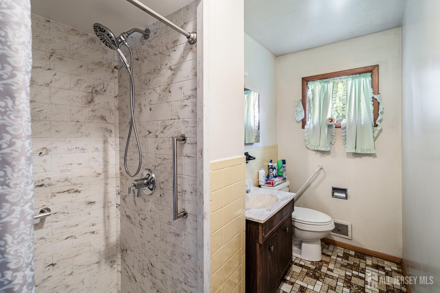 6 Bates Court, Old Bridge, NJ, 08859 image 9