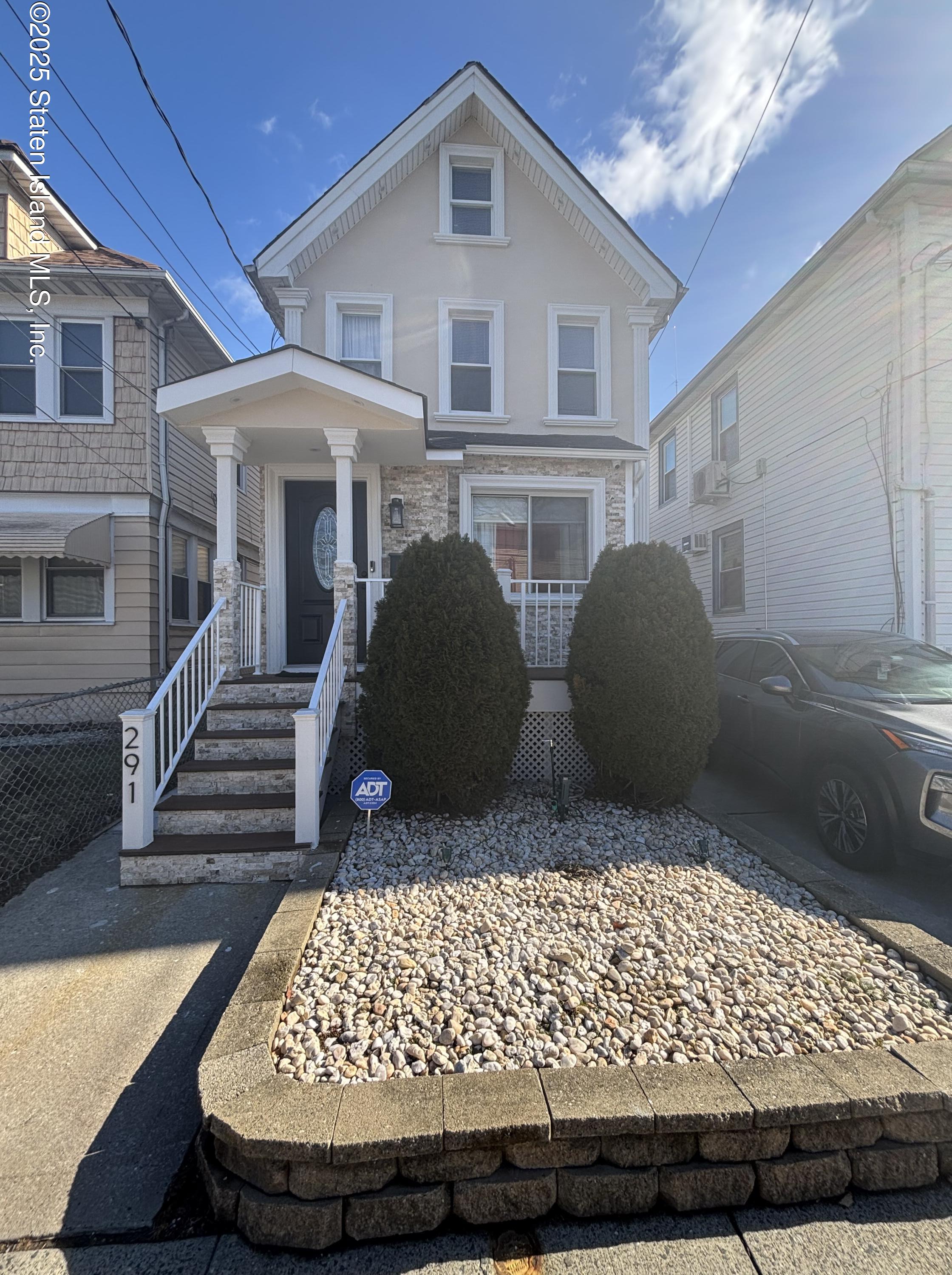 291 Simonson Avenue, Staten Island, NY, 10303