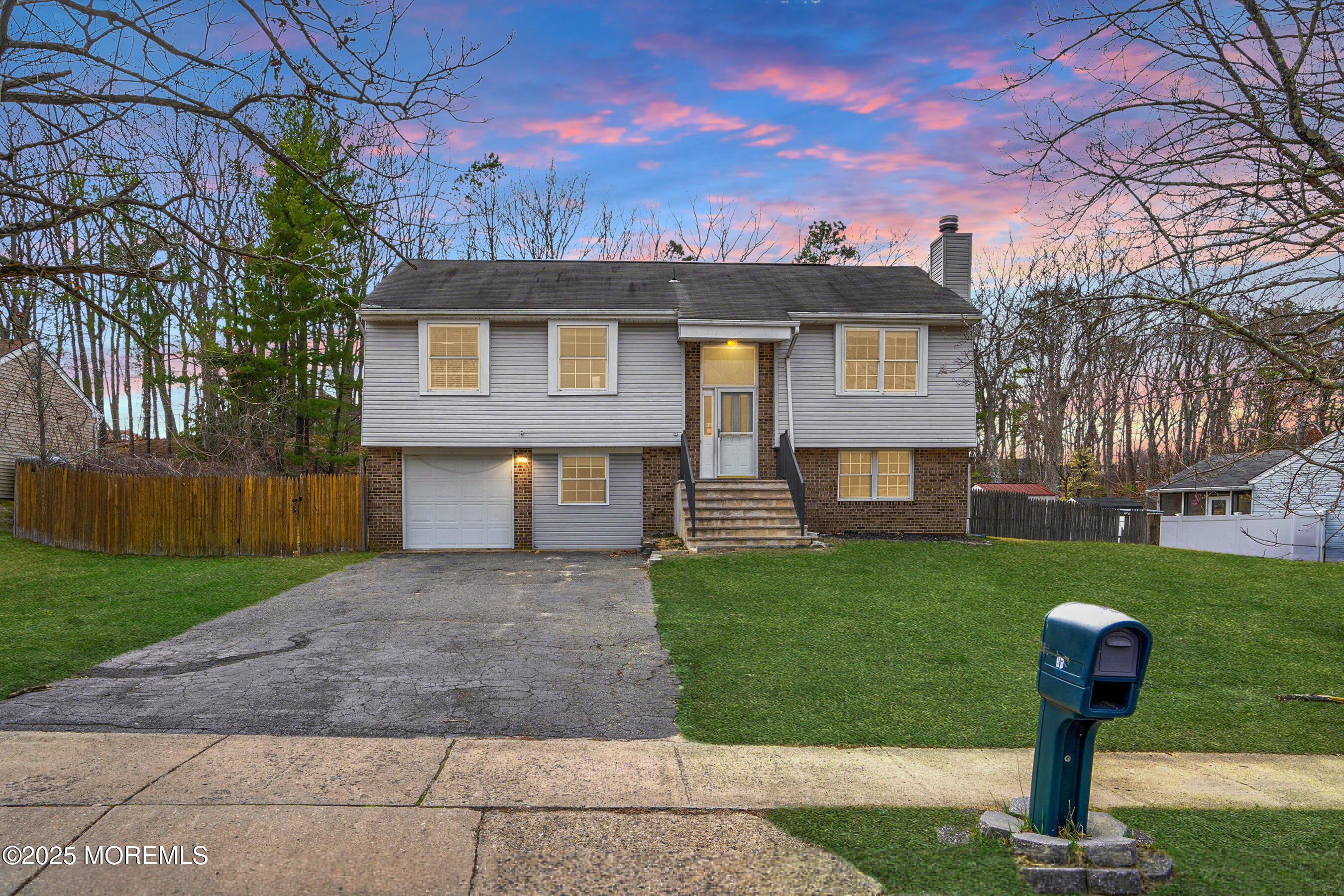 86 Buckingham Drive, Jackson, NJ, 08527