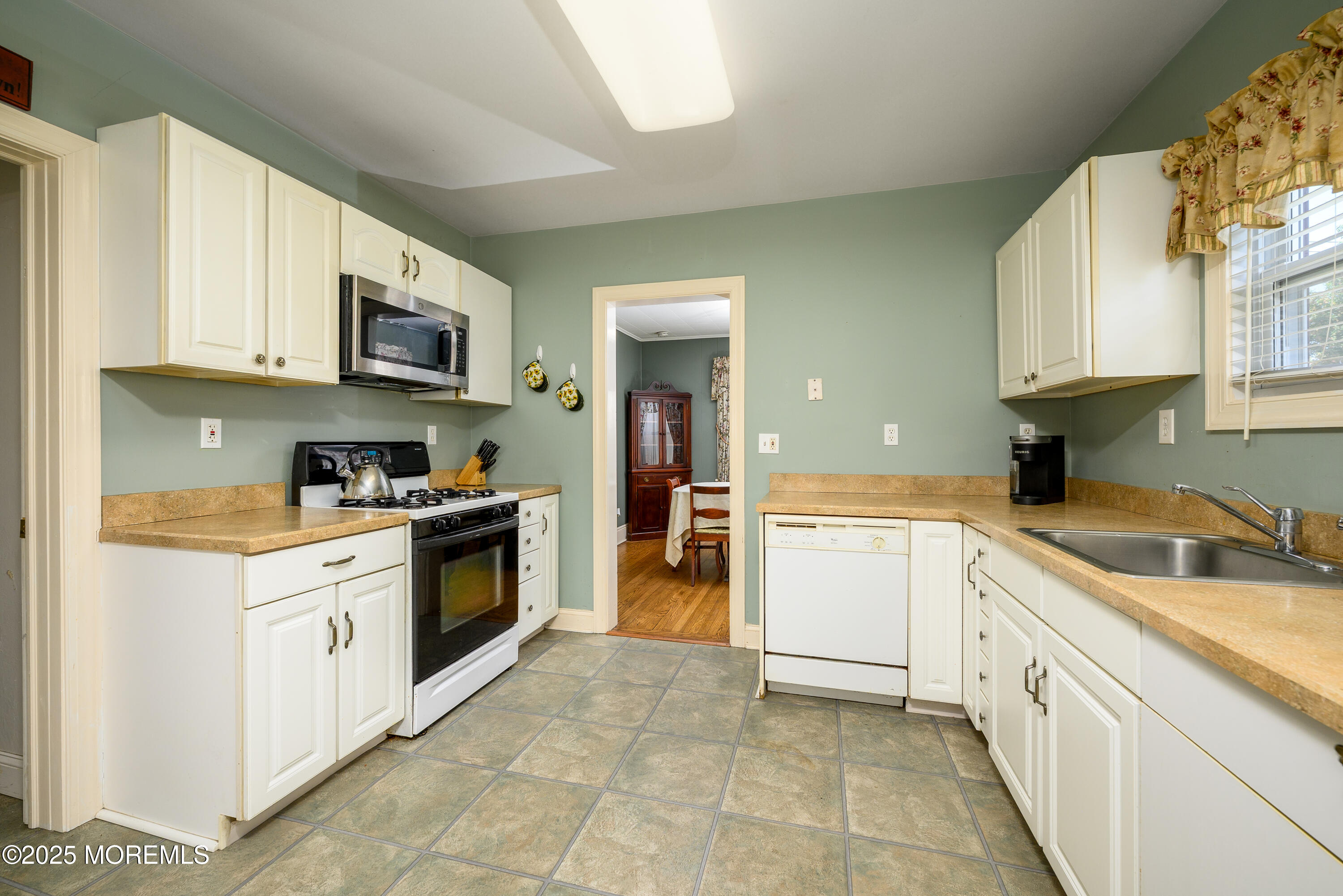 37 Kiawah Avenue, Freehold, NJ, 07728 image 9