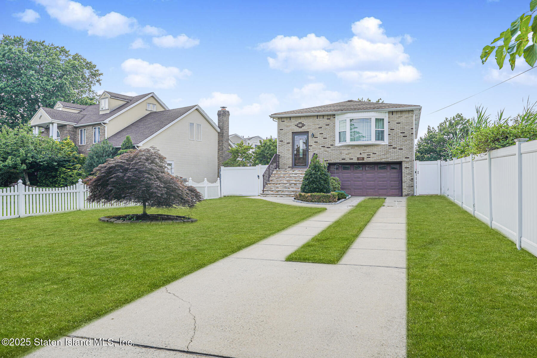 875 Woodrow Road Image 2