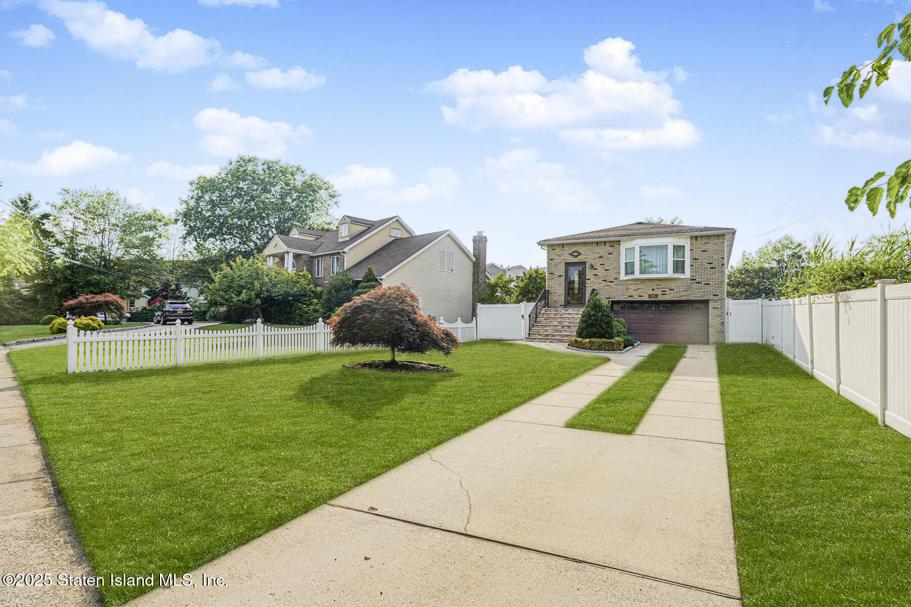 875 Woodrow Road Image 3
