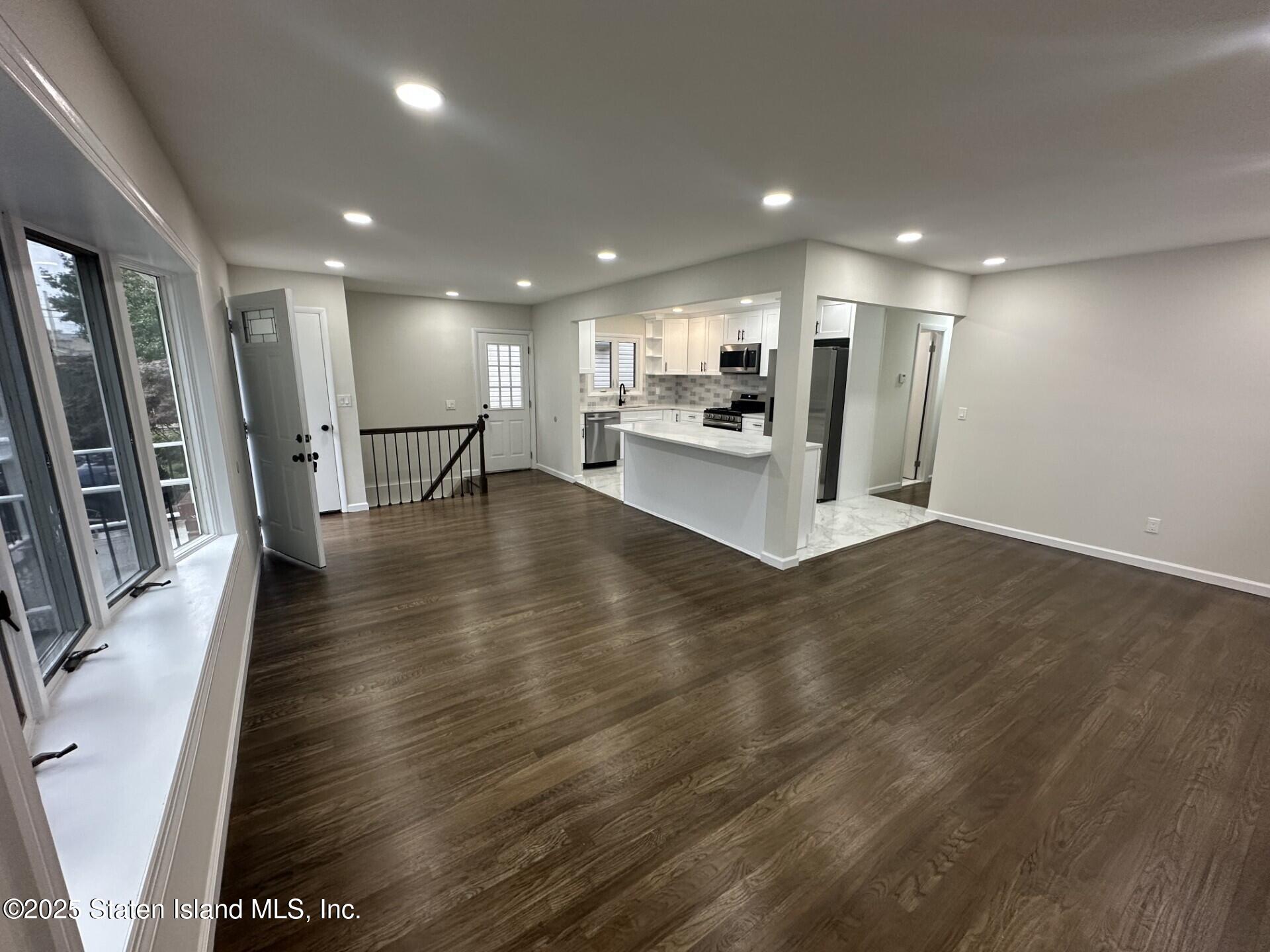 72 Leverett Avenue Image 5