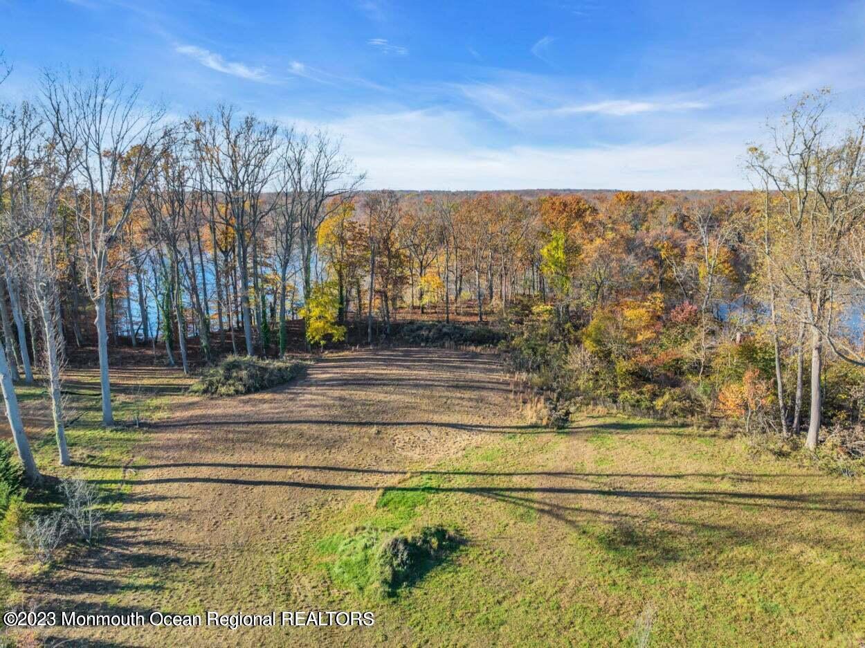 11 Bucchop Lane Image 3