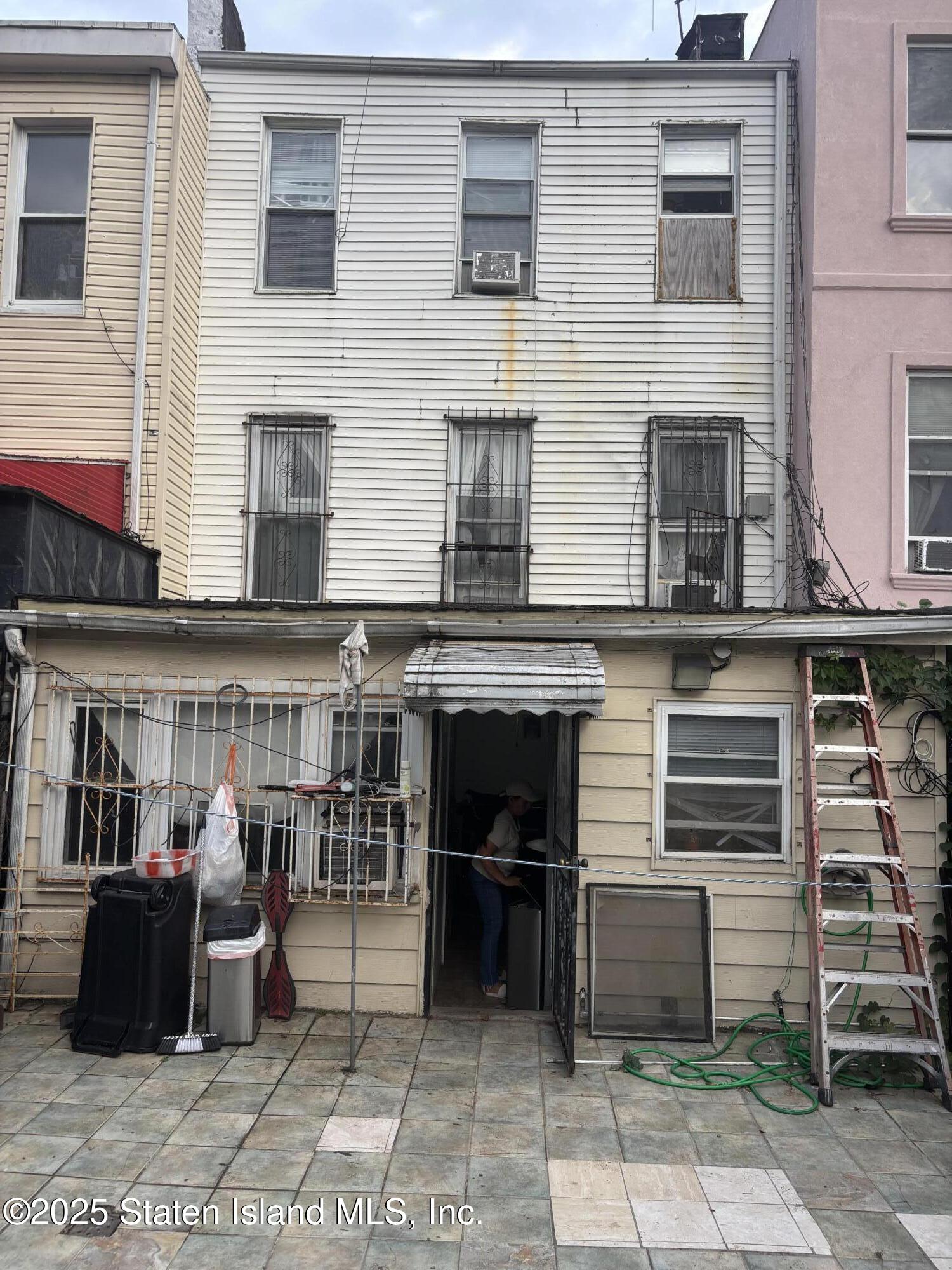 445 53rd Street Image 3