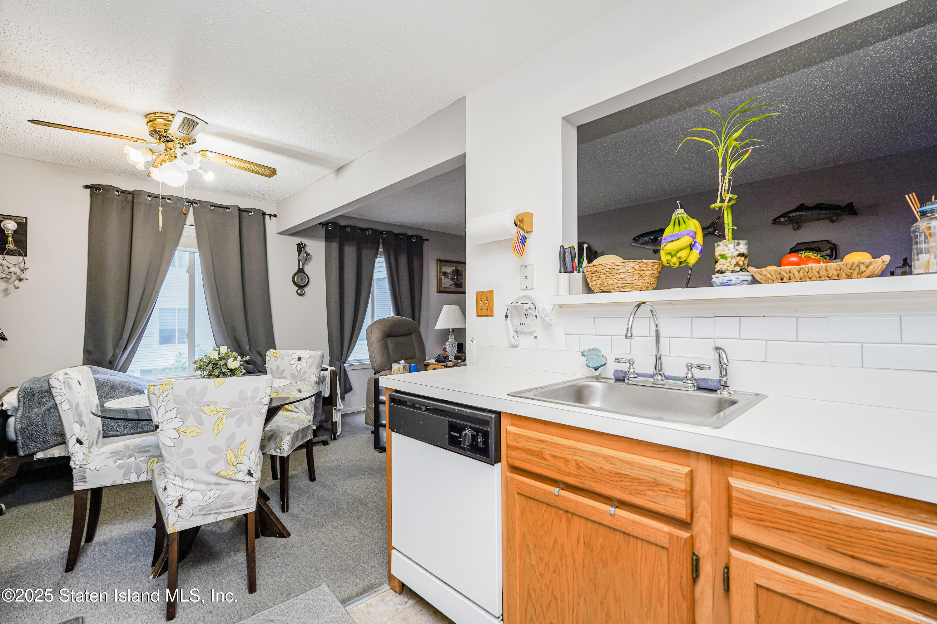 287 Jamie Lane, Staten Island, NY, 10312 image 8