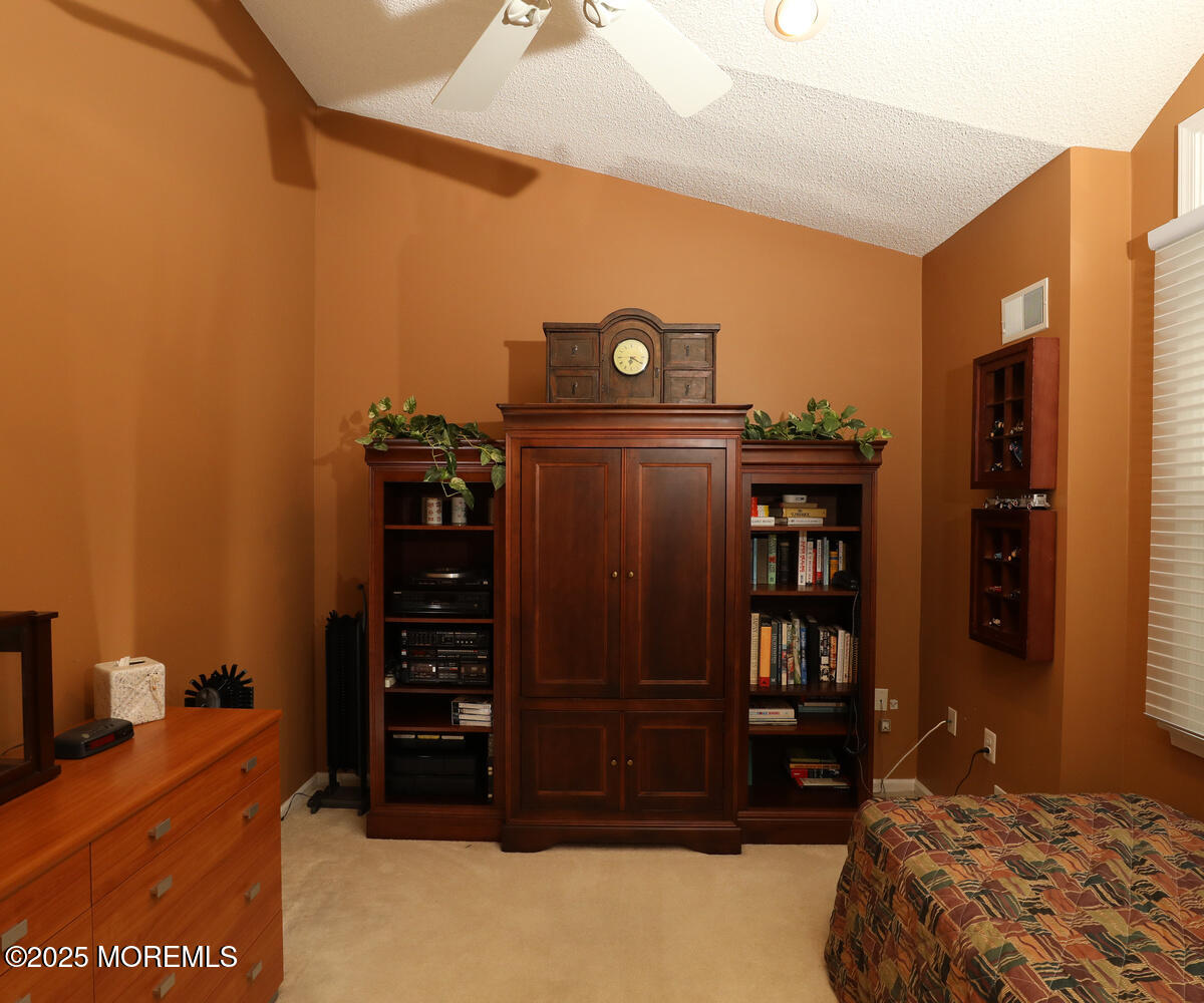 18 Kingston Court Image 4