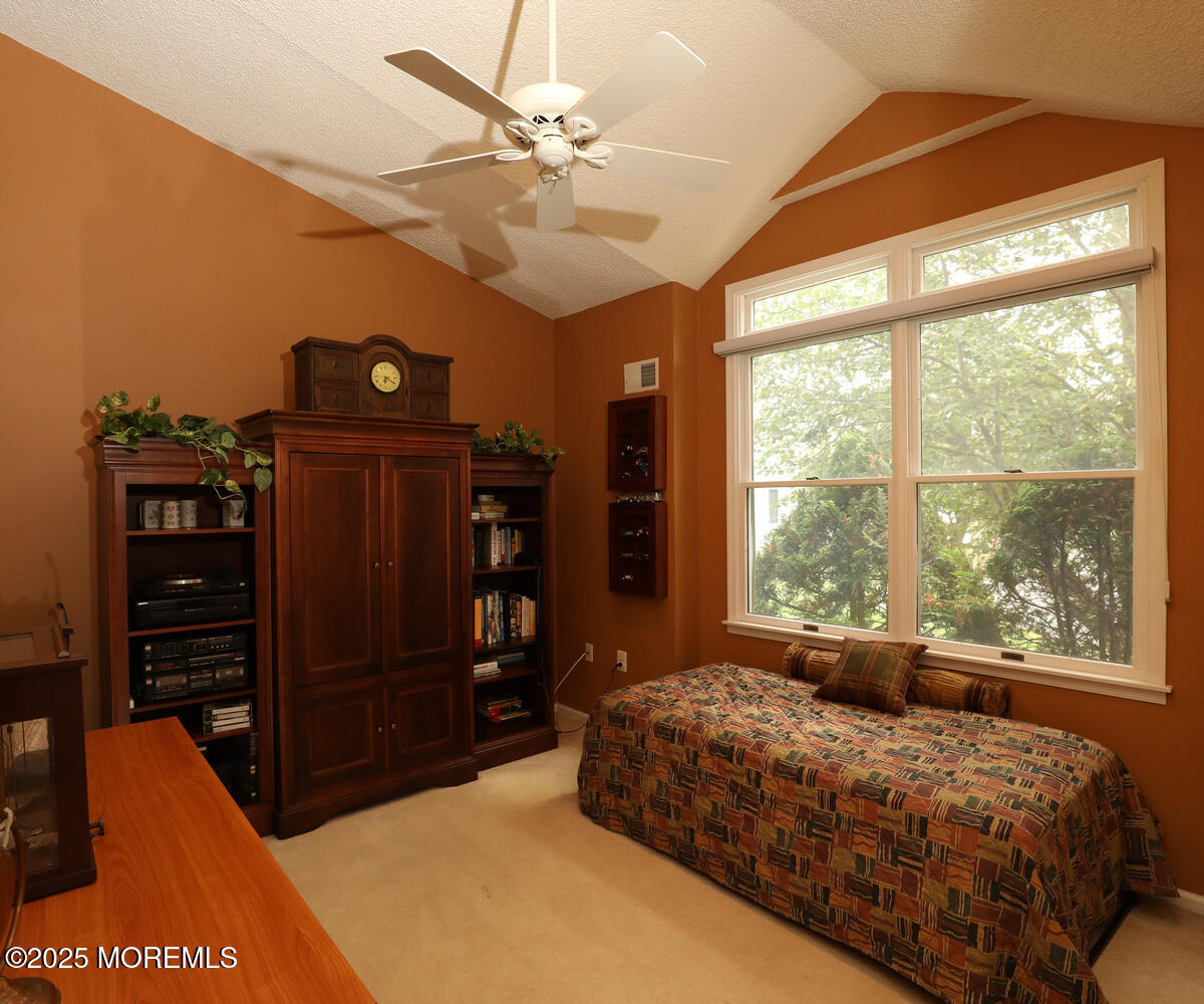 18 Kingston Court Image 5