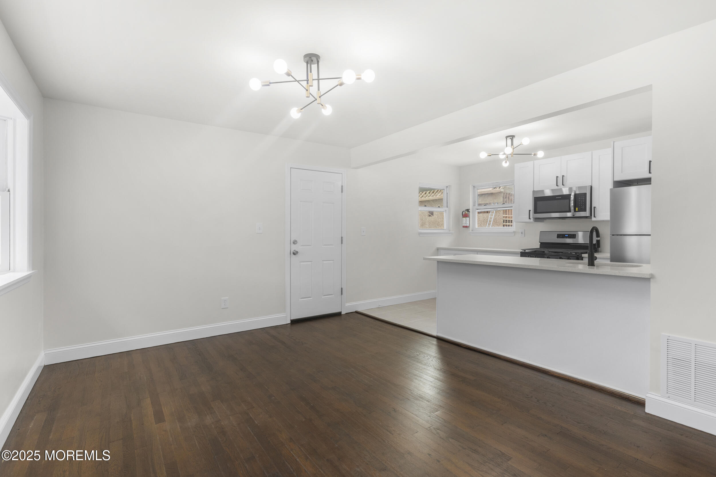 28 Anchorage Boulevard Image 4