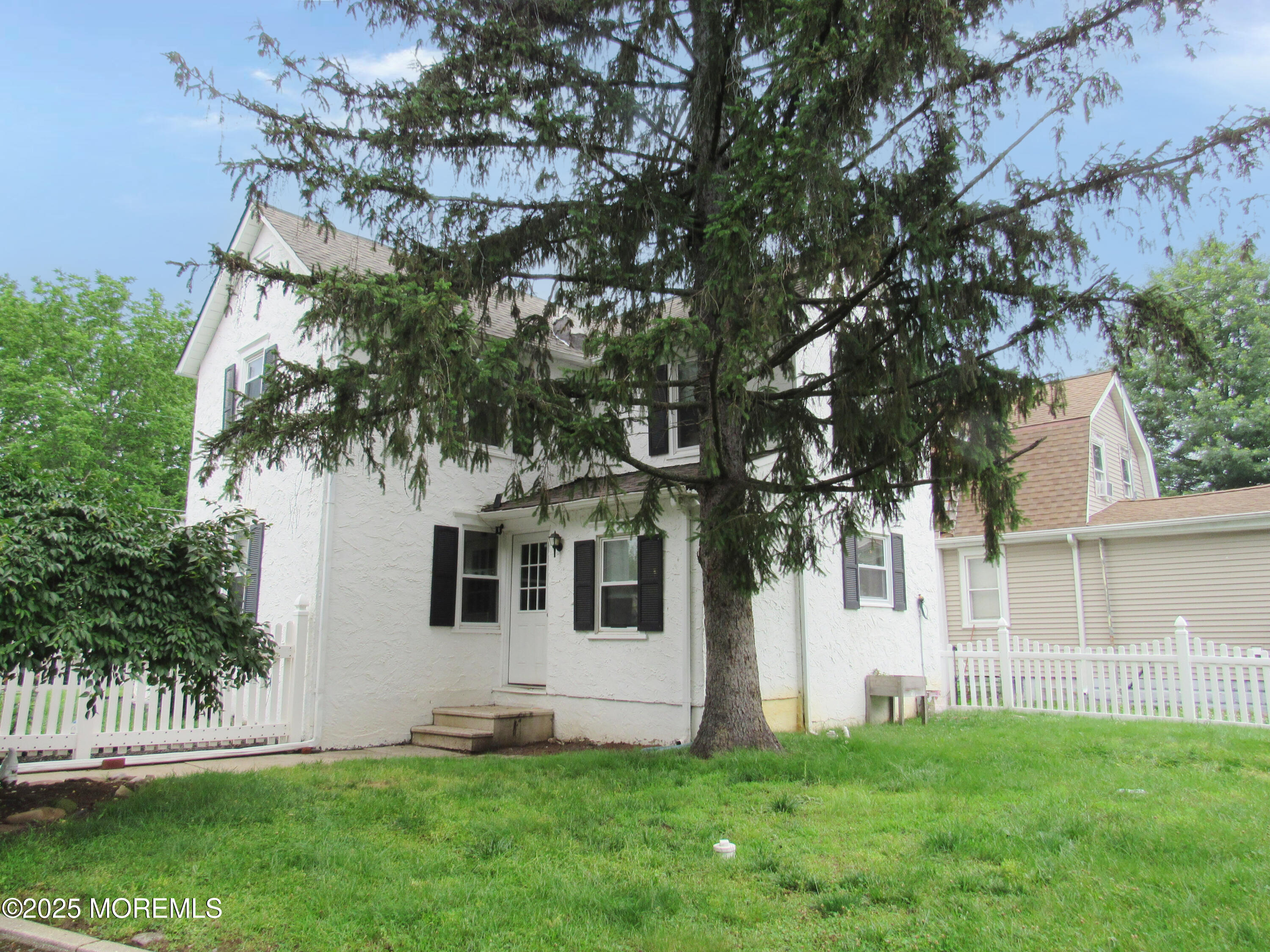 28 Oakford Avenue Image 2