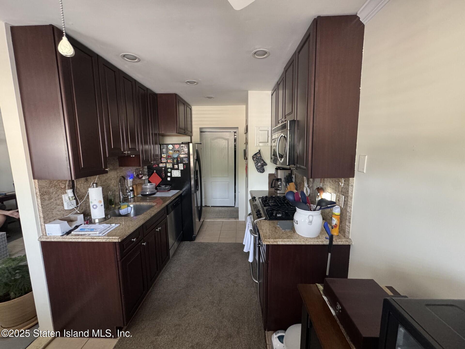 1304 Rockland Avenue Image 4