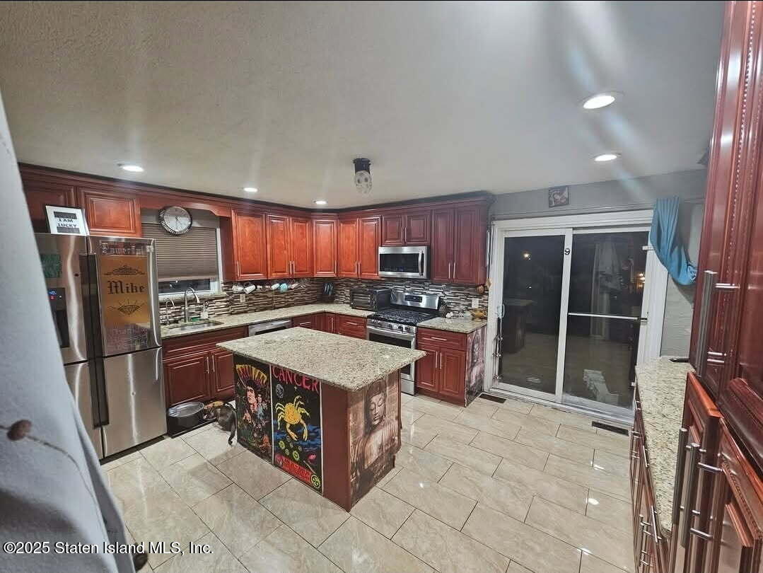 50 Leggett Place Image 4