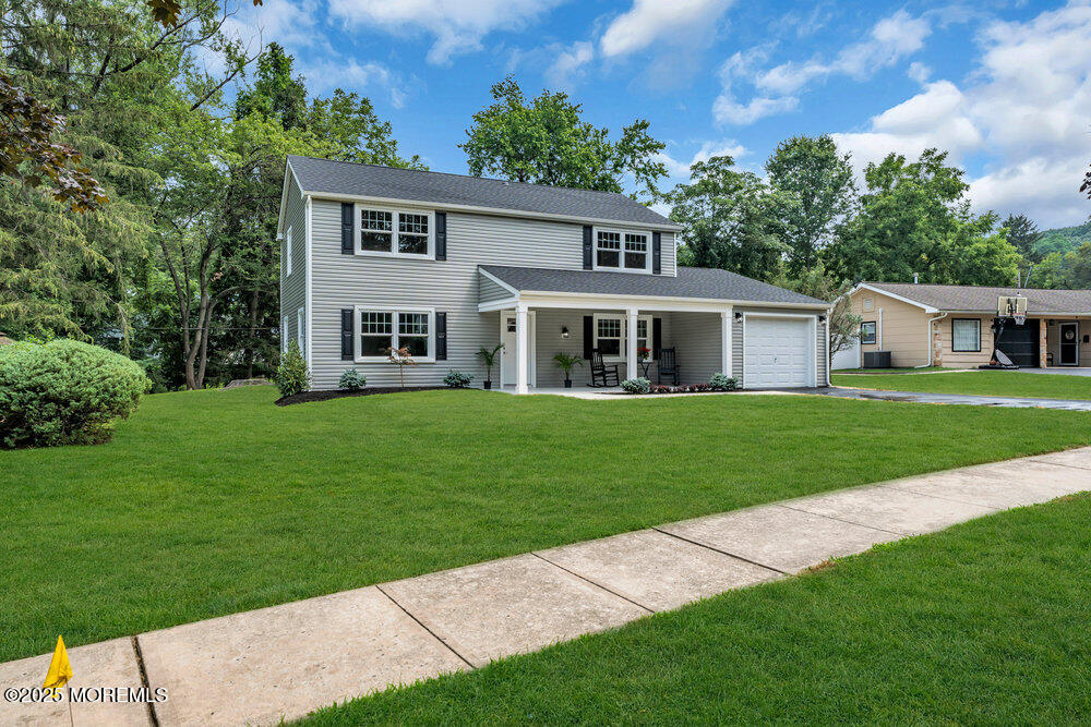 8 Imperia Place, Aberdeen, NJ, 07747