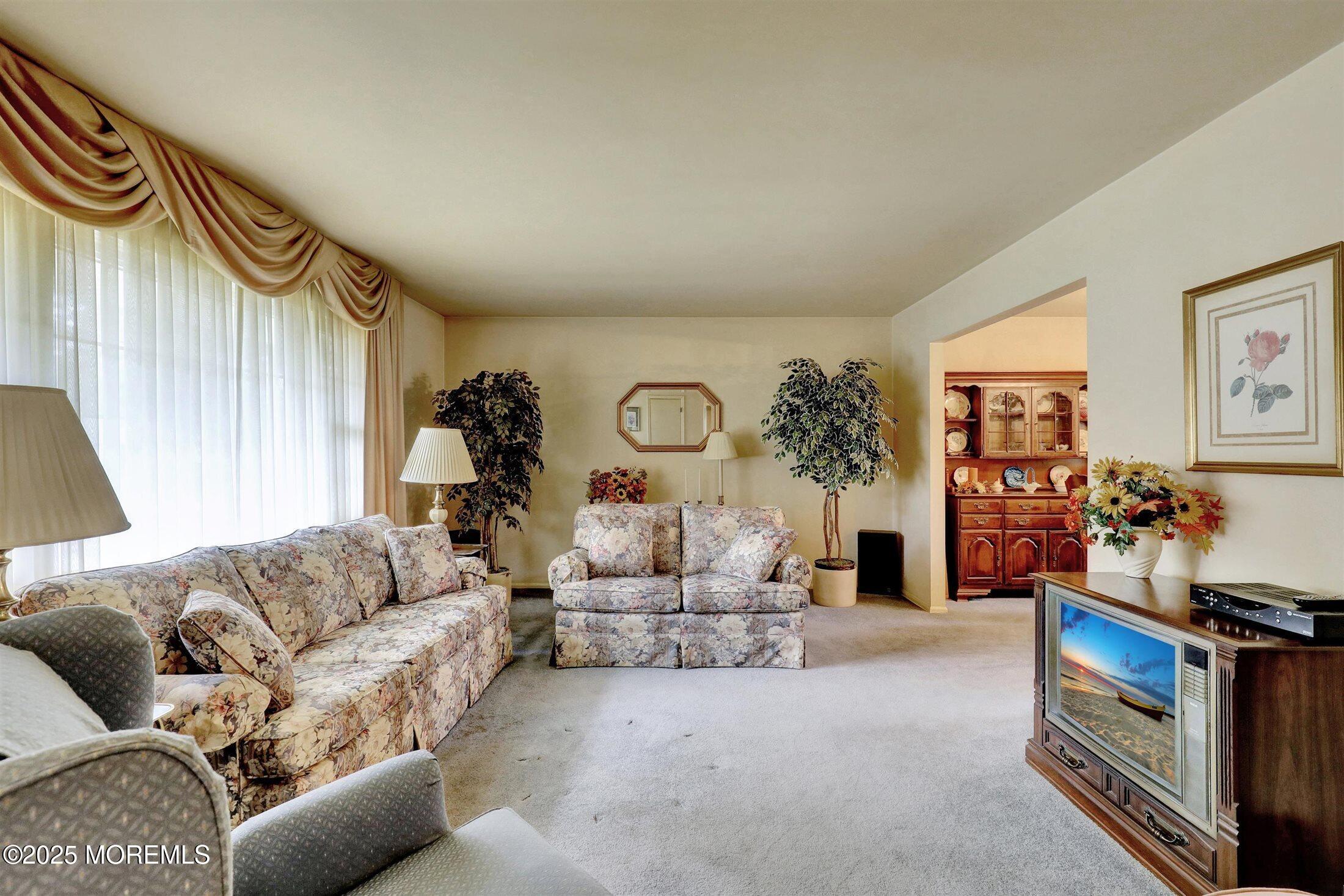 2007 Vernon Street, Oakhurst, NJ, 07755 image 6