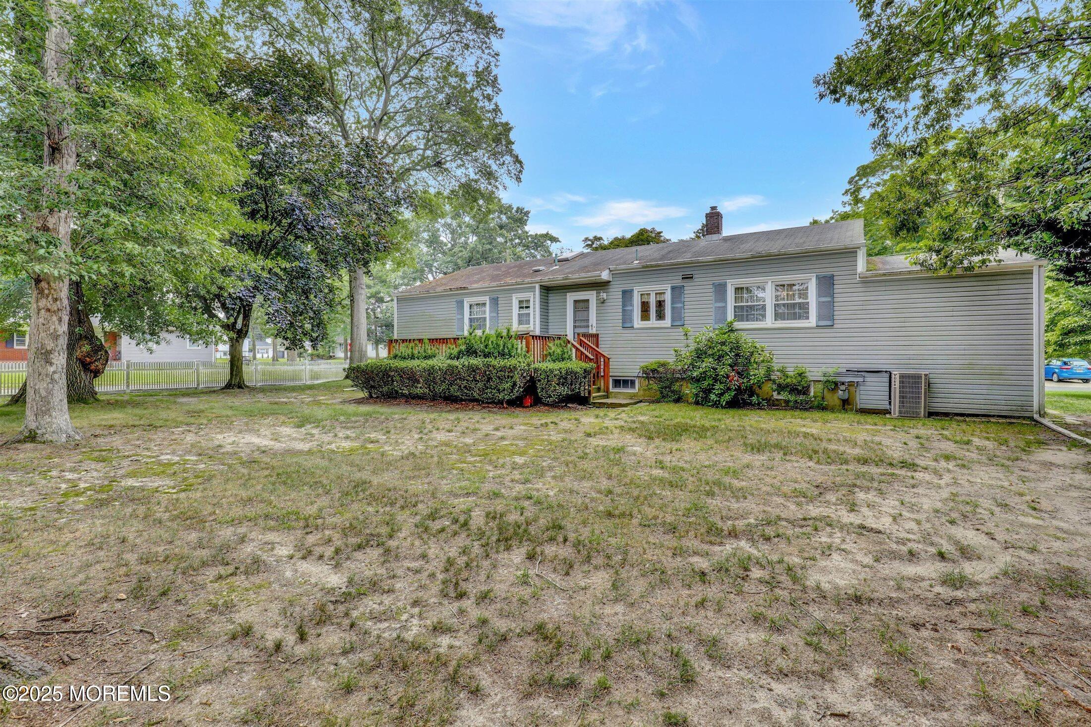 2007 Vernon Street, Oakhurst, NJ, 07755 image 35