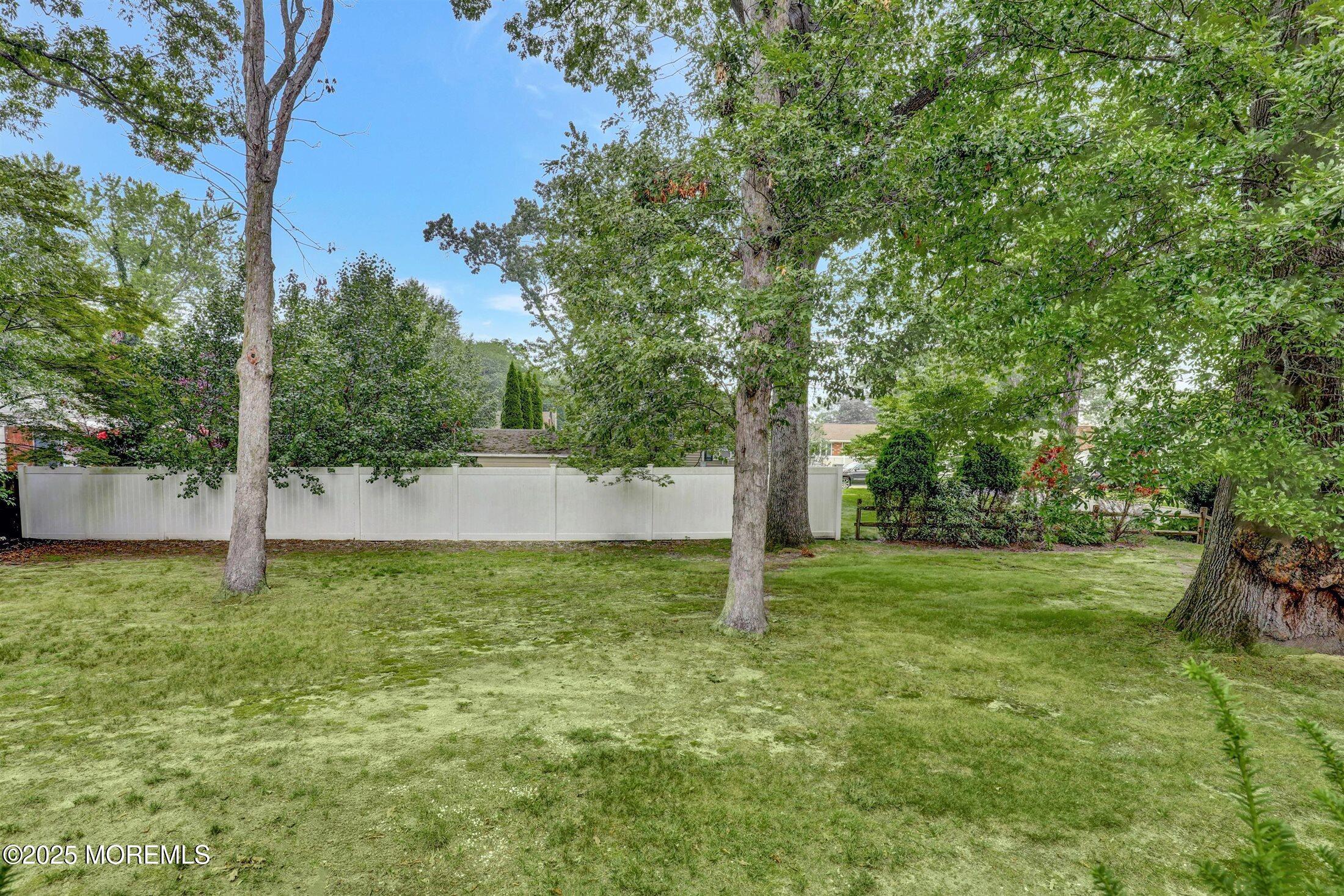 2007 Vernon Street, Oakhurst, NJ, 07755 image 38