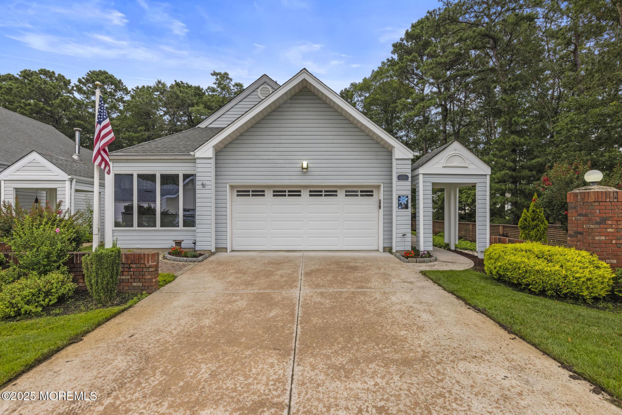 109 Longwood Drive, Manahawkin, NJ, 08050