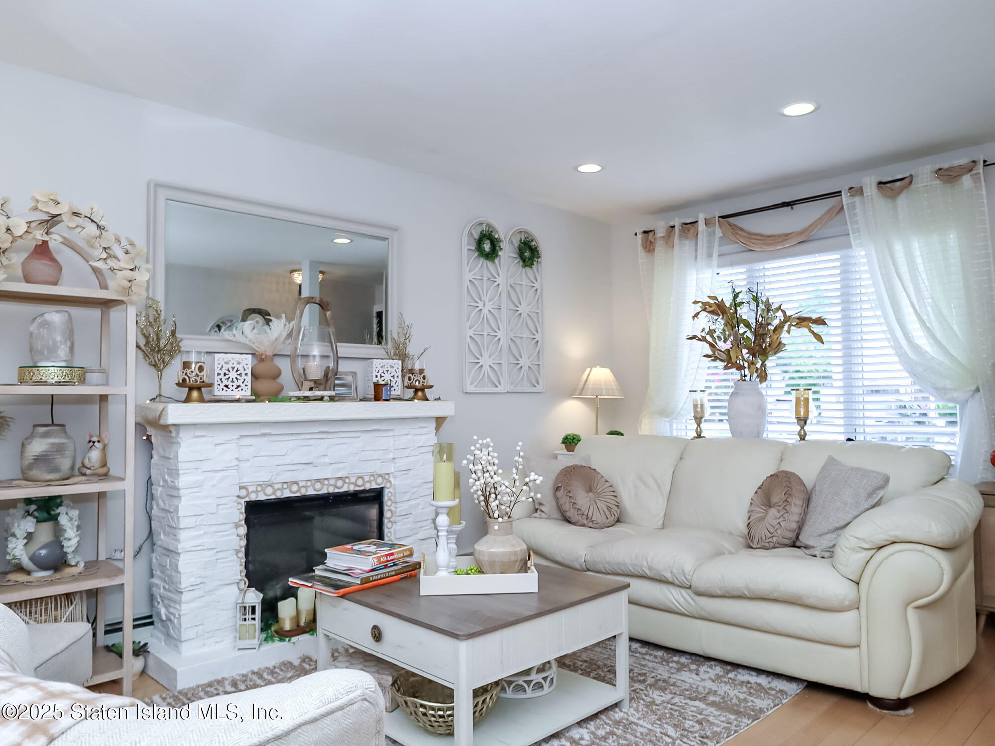 18 Lynbrook Court Image 4