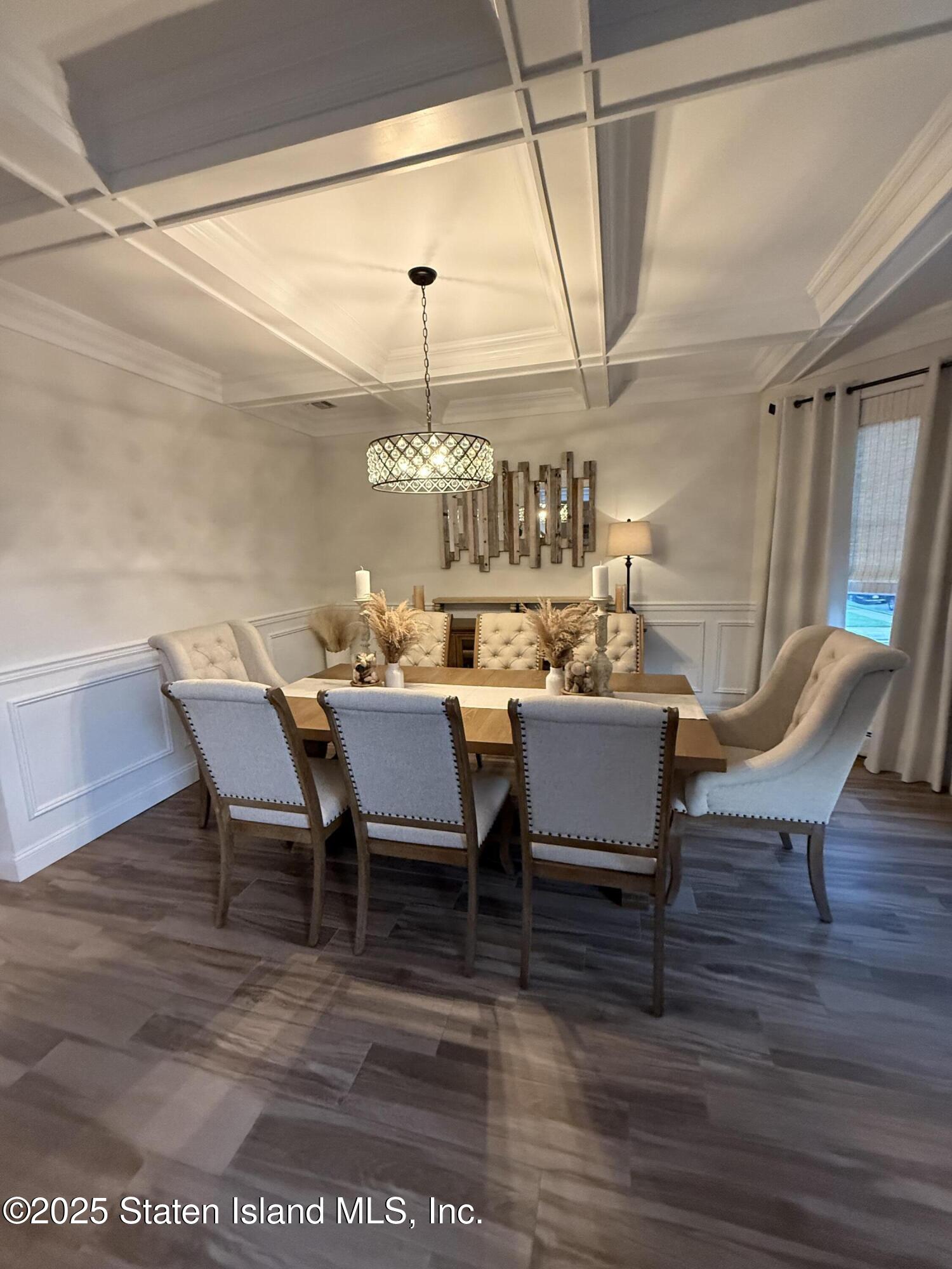239 Vernon Avenue Image 3