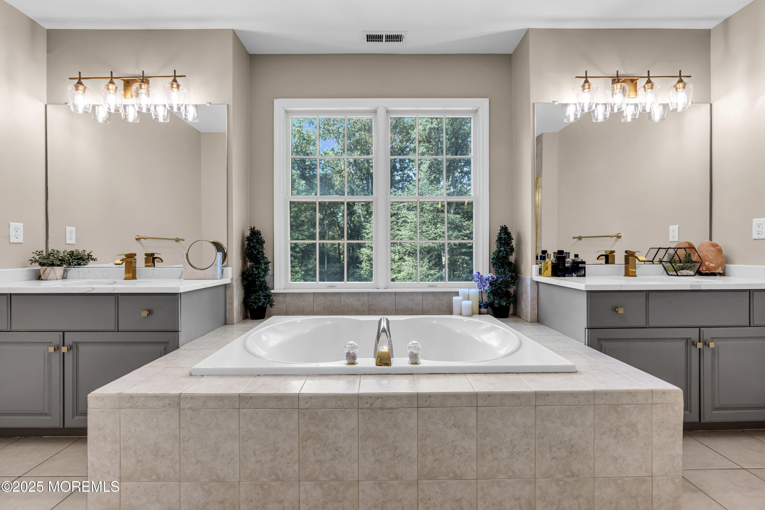 50 Beacon Hill Road, Morganville, NJ, 07751 image 37