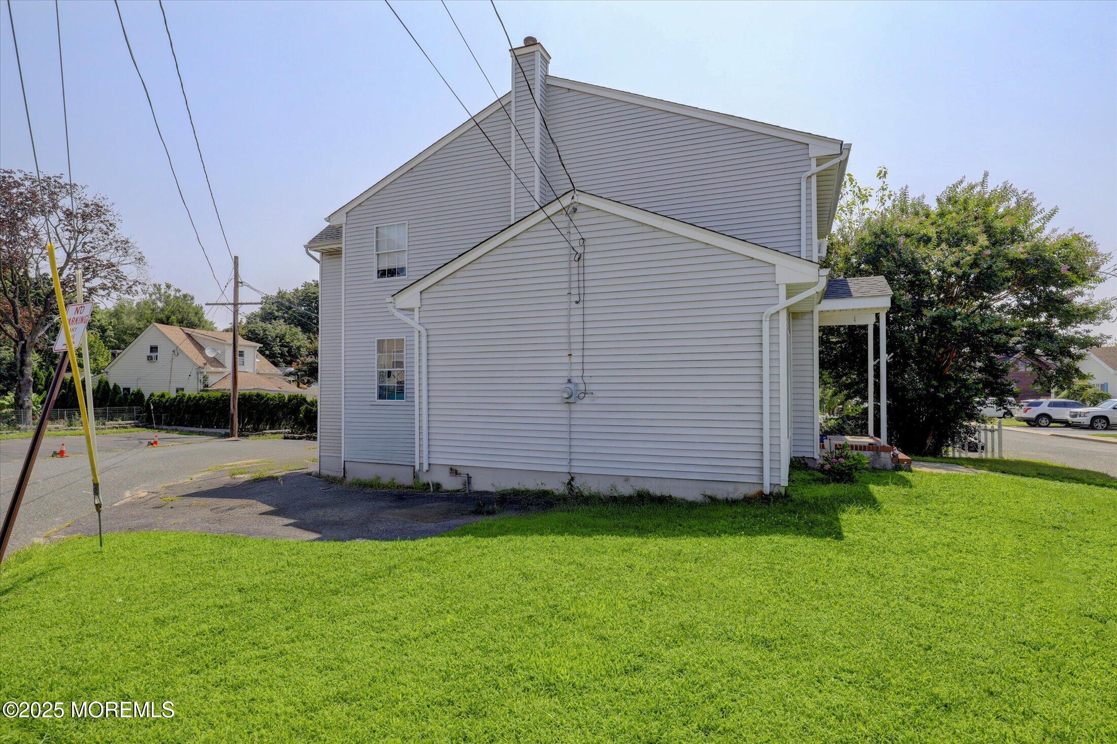 477 Westbourne Avenue Image 5