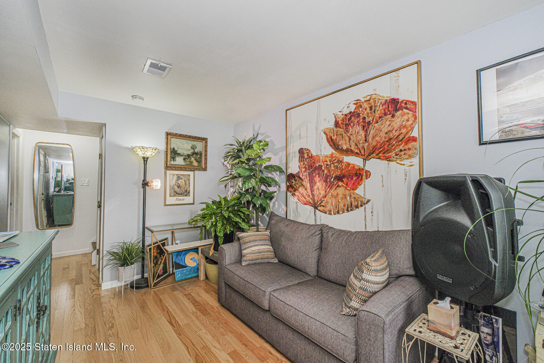 60 Ilyssa Way Image 3