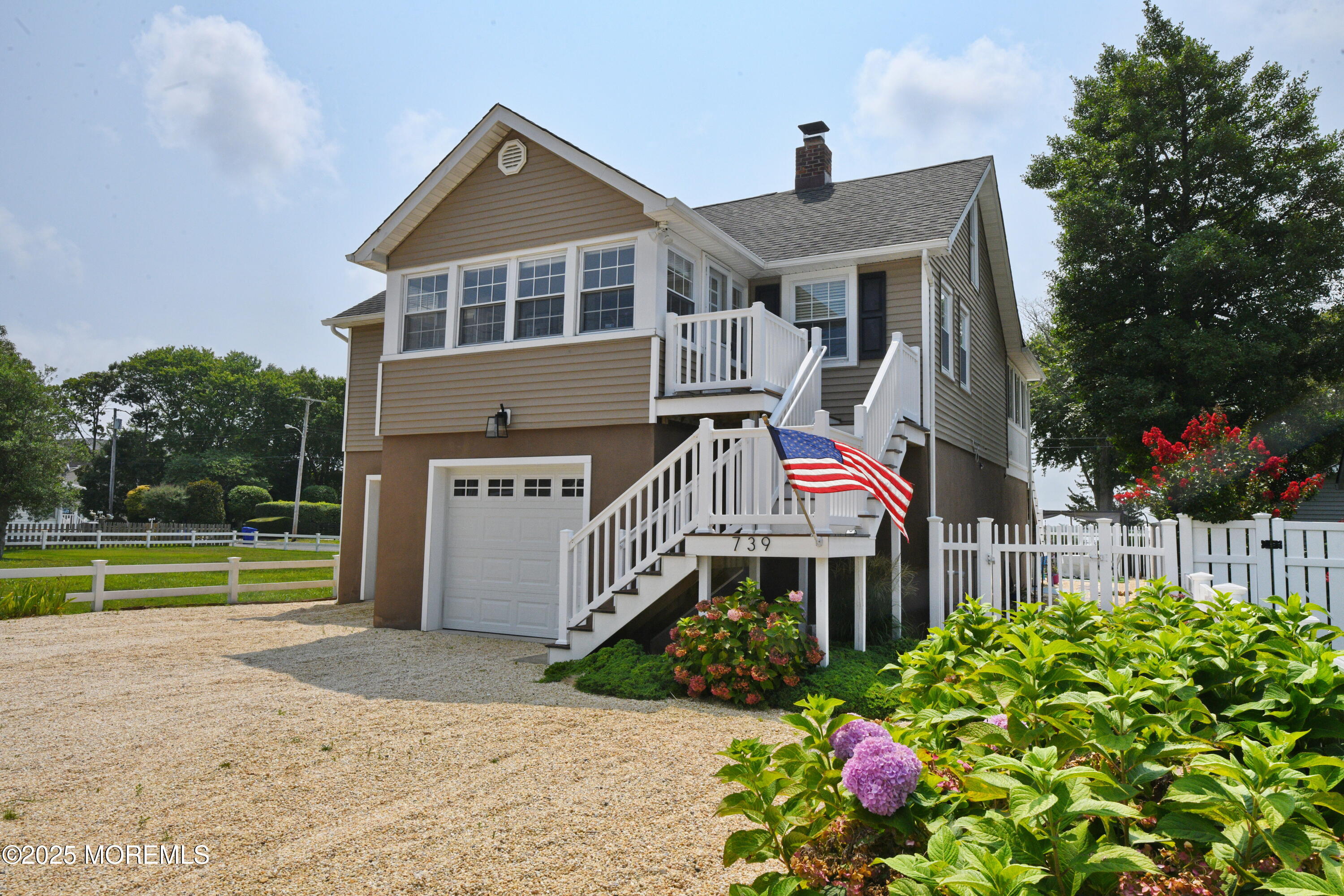 739 Princeton Avenue Image 1