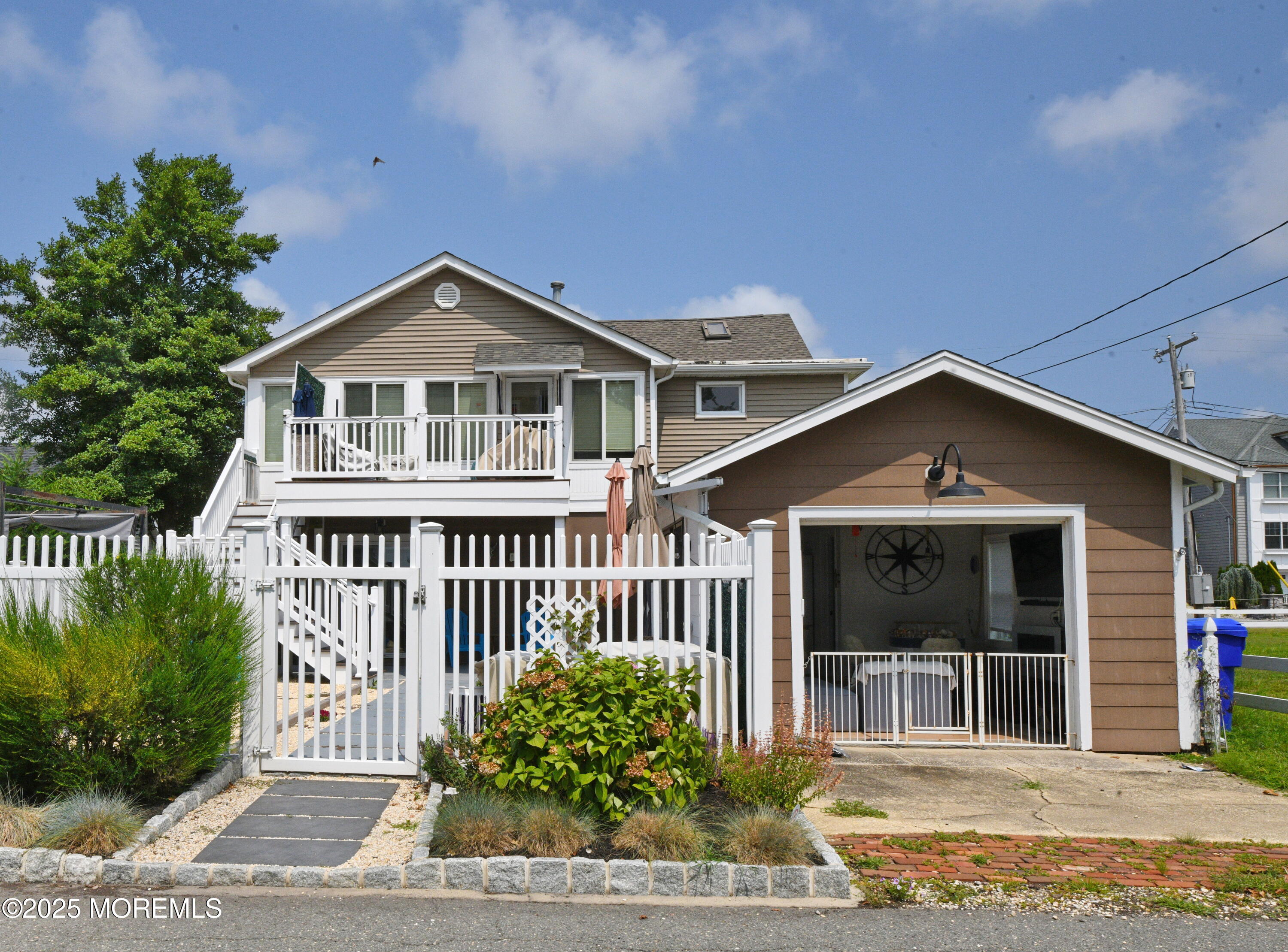 739 Princeton Avenue Image 3