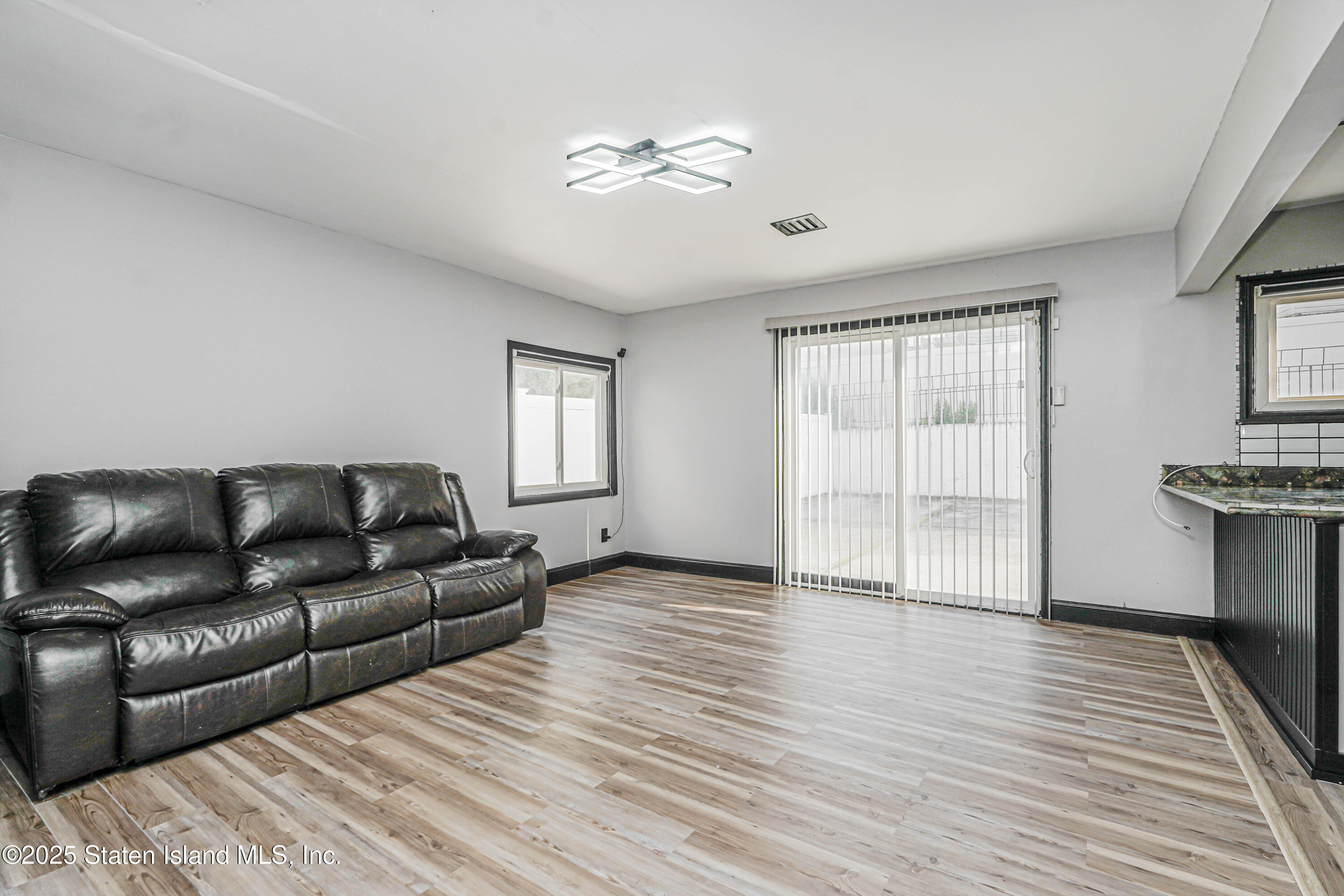 1192 Arthur Kill Road, Staten Island, NY, 10312 image 9