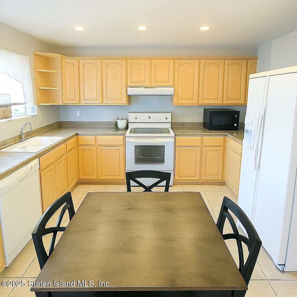 311 Buel Avenue, Staten Island, NY, 10305 image 12