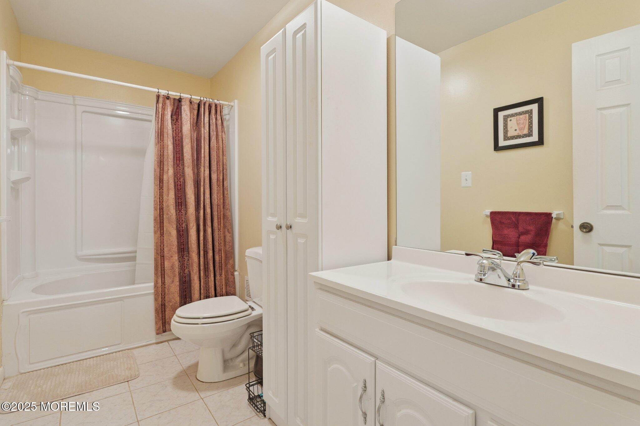 8 Ashford Court 1208, Sayreville Boro, NJ, 08872 image 30