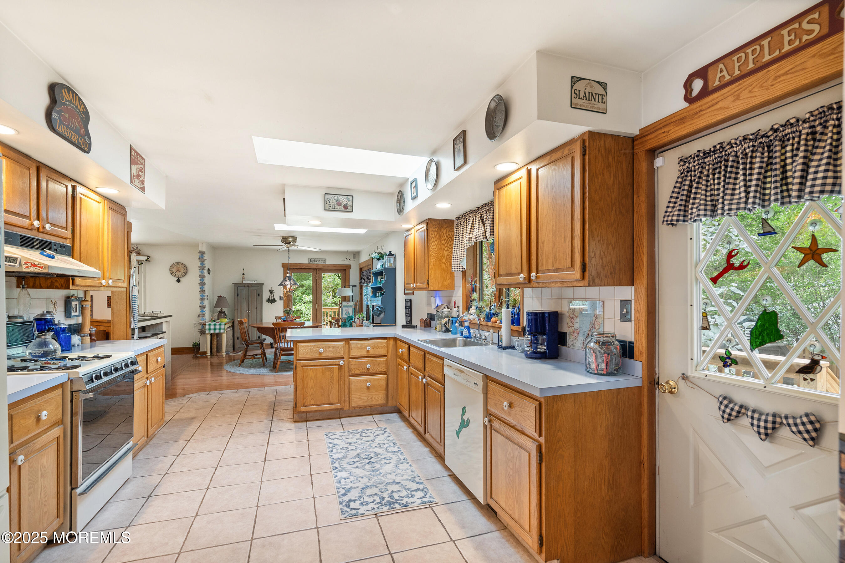 3 Corinne Court, Jackson, NJ, 08527 image 8