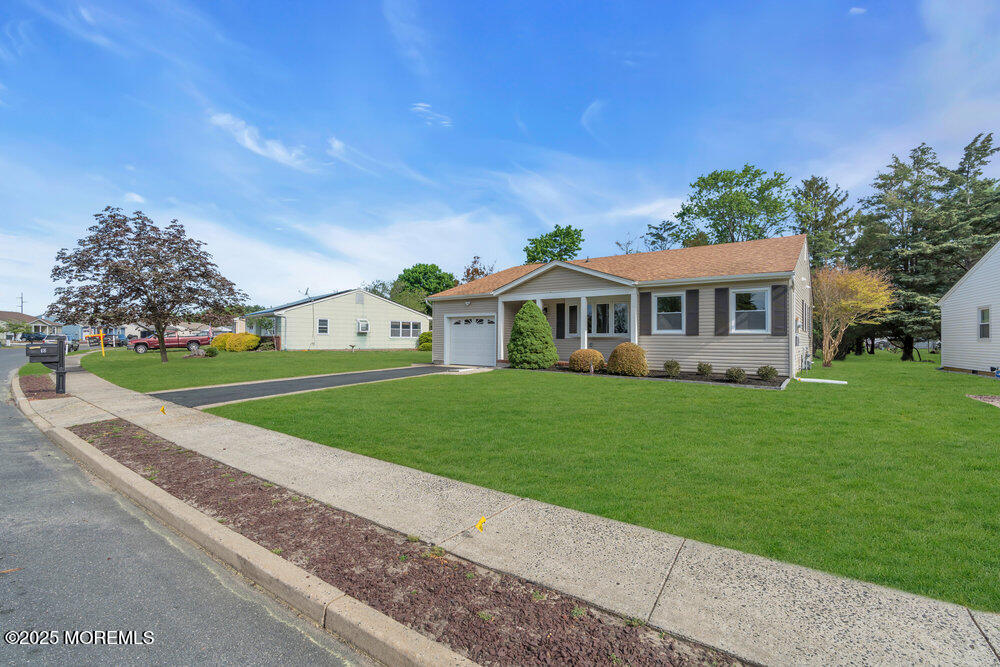 10 Norfolk Drive Image 4