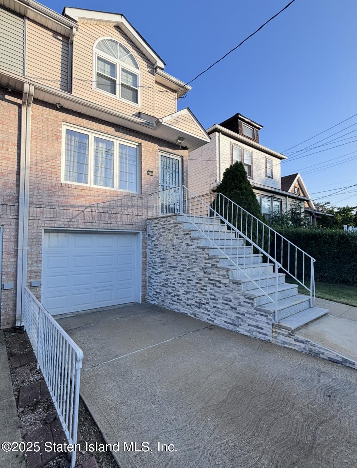 136 Lyman Avenue Image 2