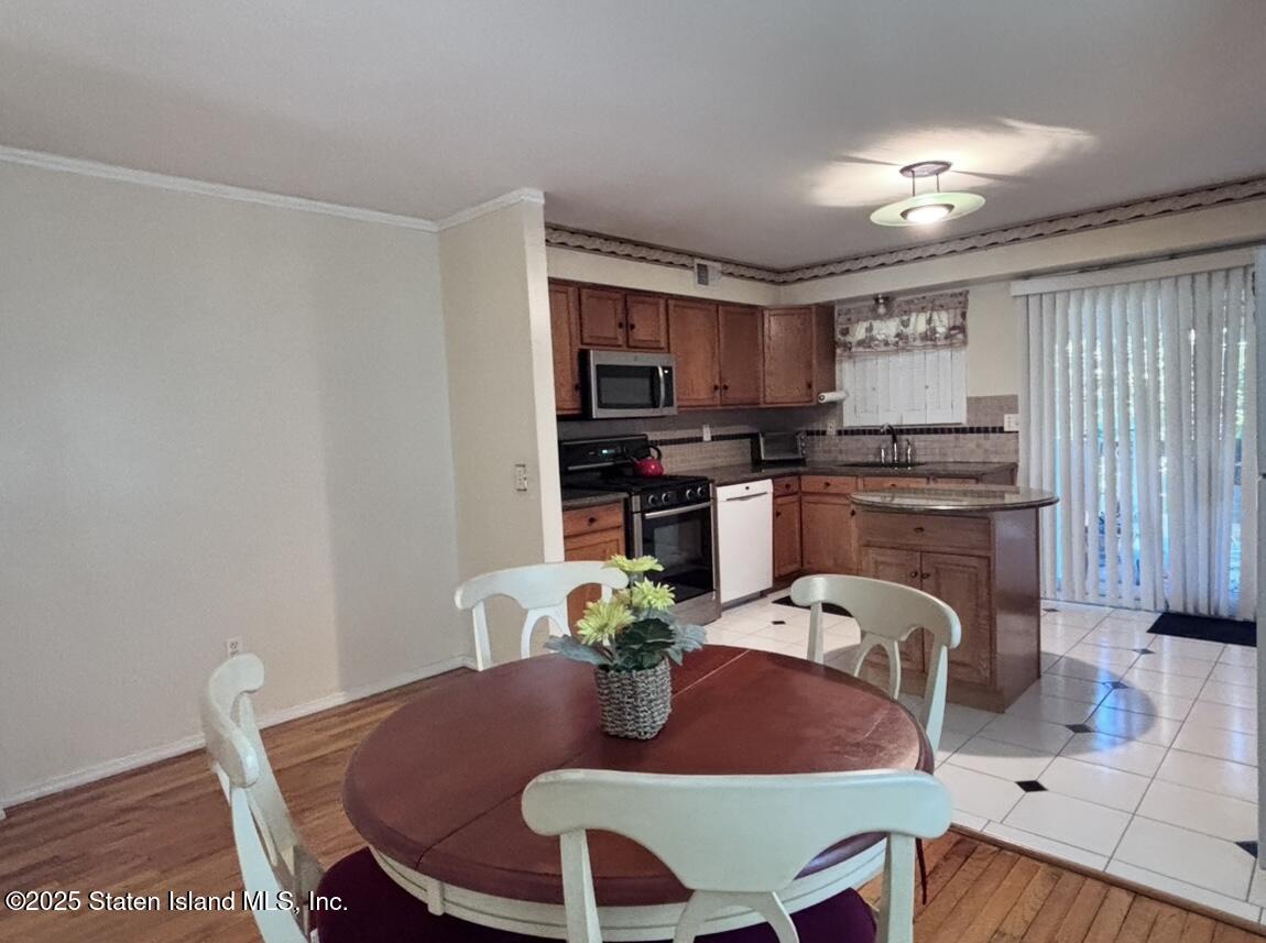 136 Lyman Avenue, Staten Island, NY, 10305 image 6