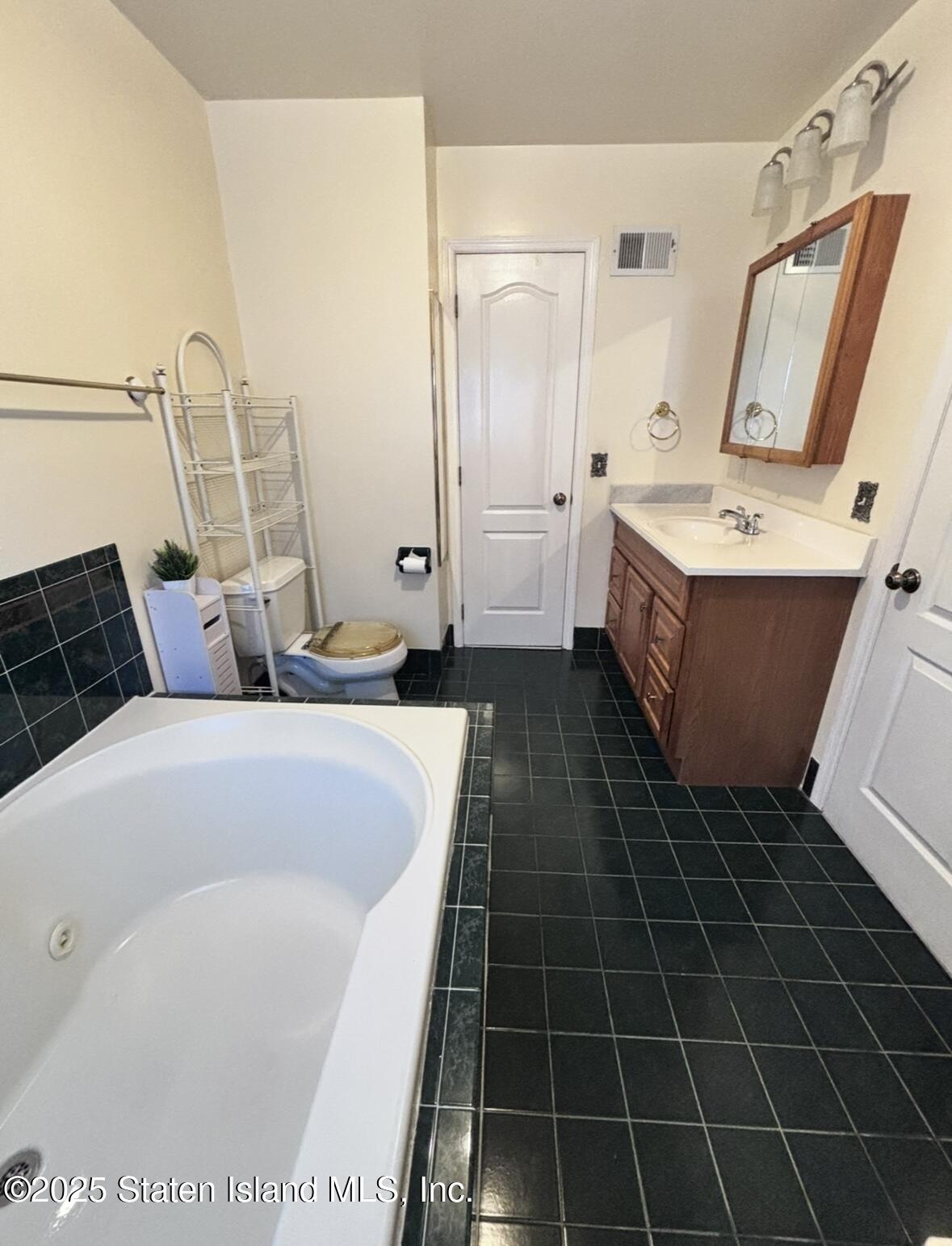 136 Lyman Avenue, Staten Island, NY, 10305 image 17
