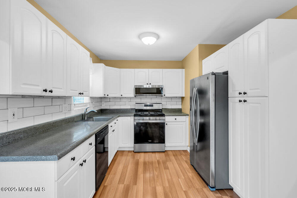 316 Seaman Avenue Image 5