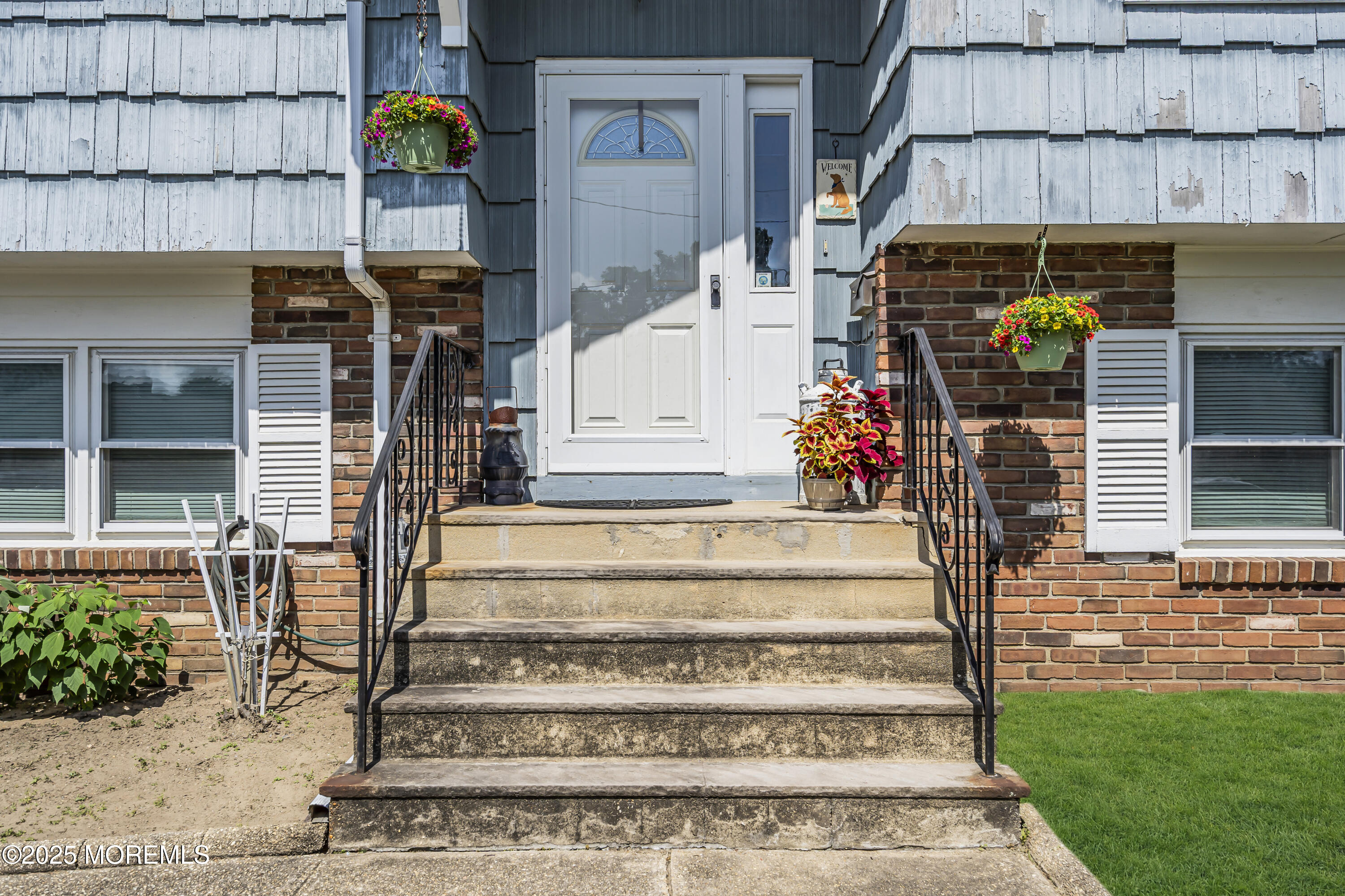 1517 Dock Place Image 5