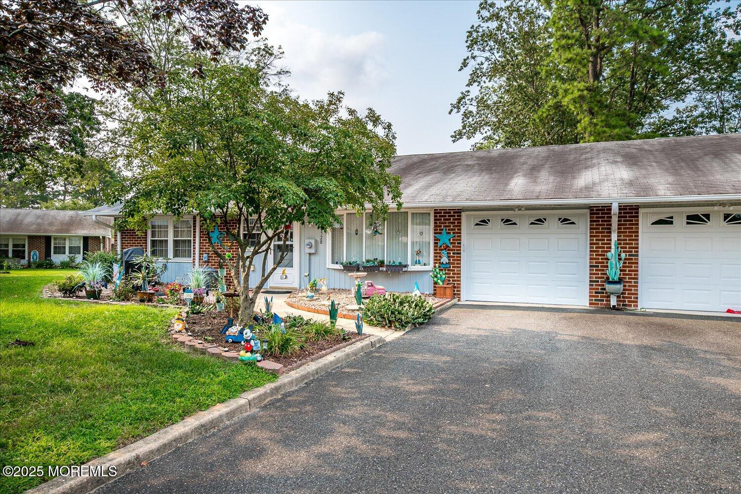 1052B Shetland Drive Image 4