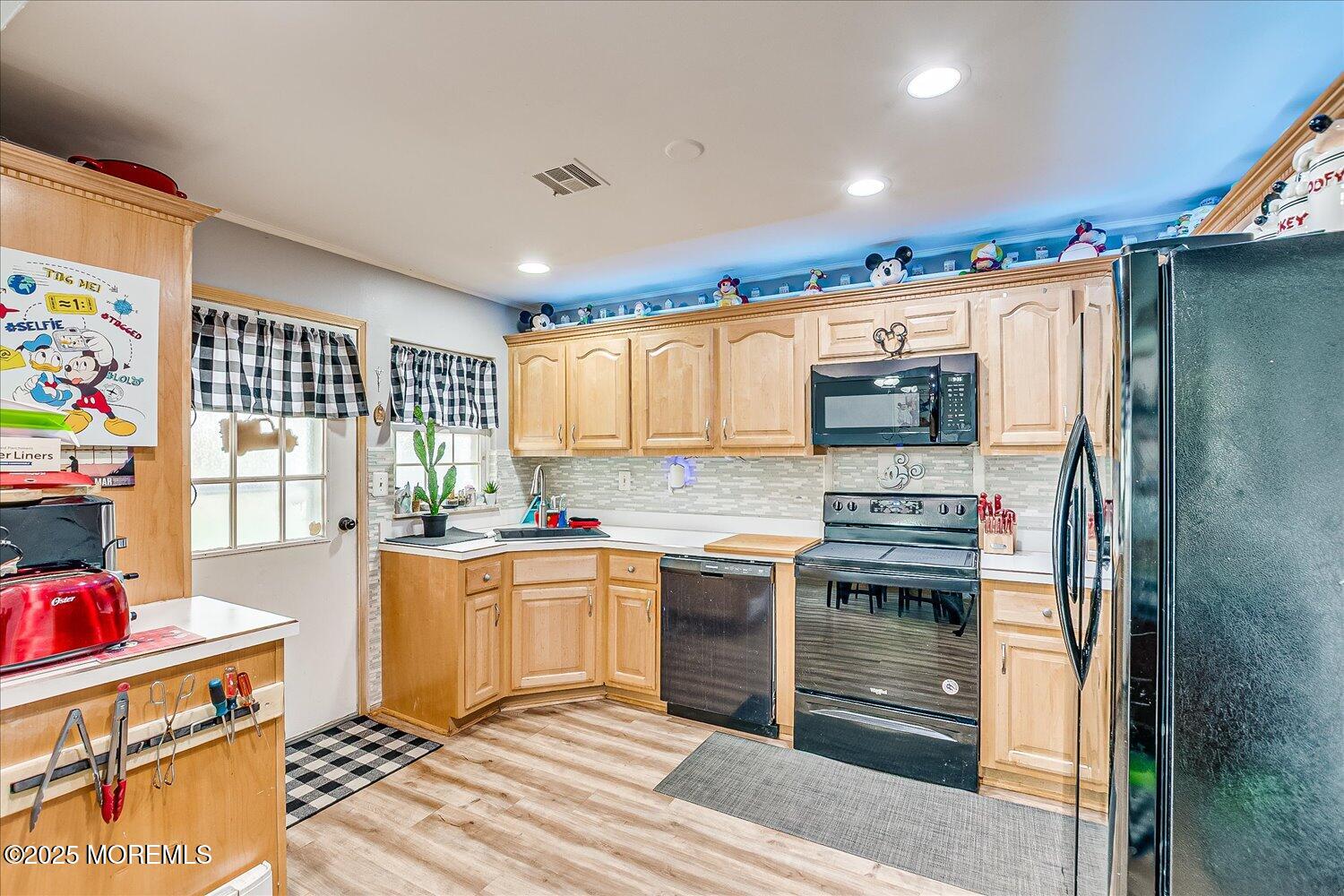 1052B Shetland Drive, Lakewood, NJ, 08701 image 18